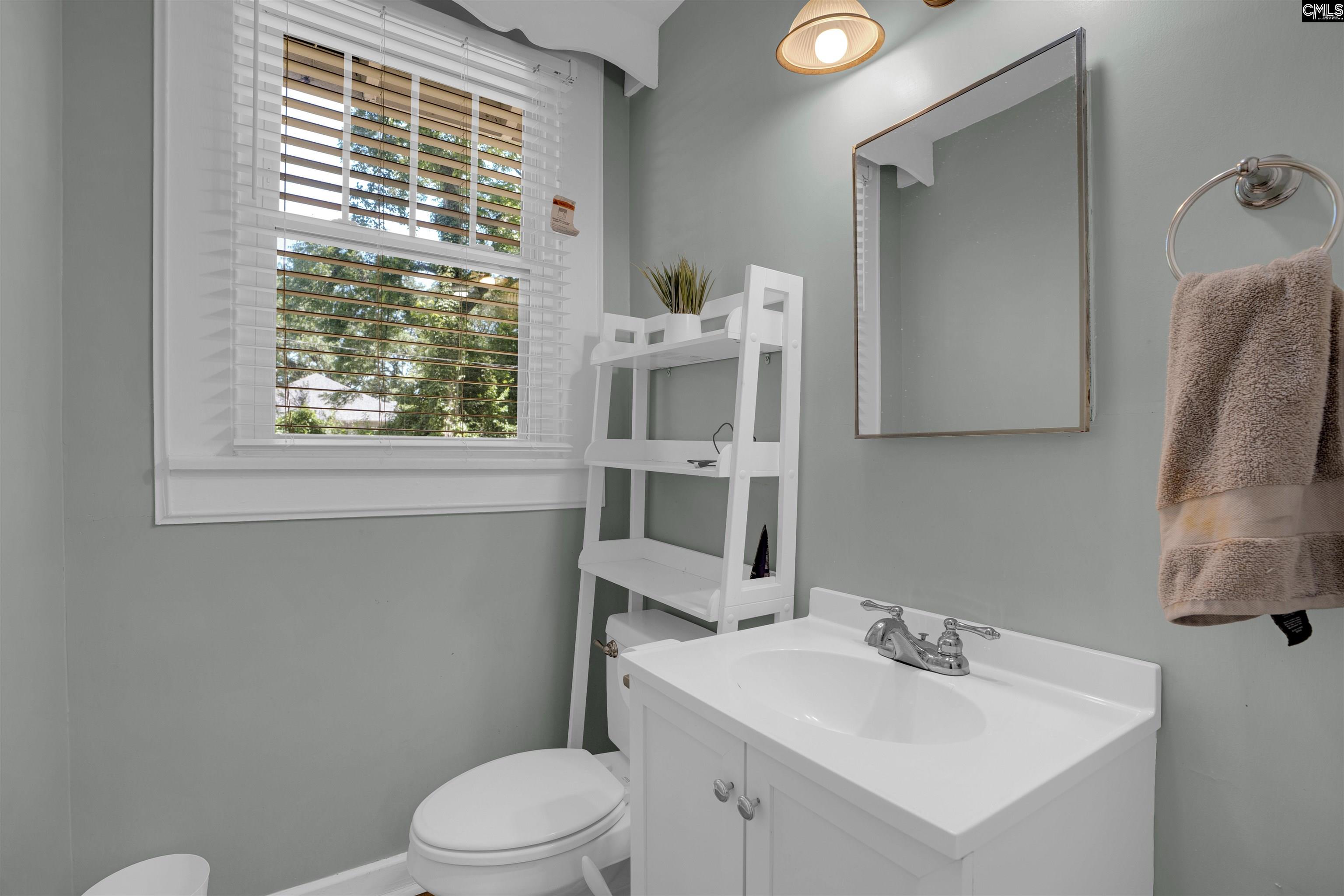 326 Lyles Street Cayce, SC 29033