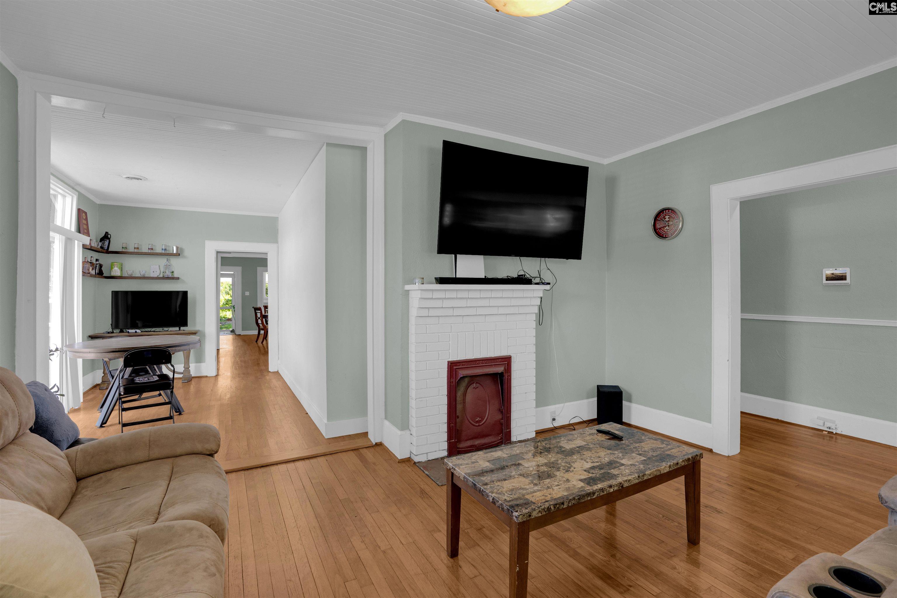 326 Lyles Street Cayce, SC 29033