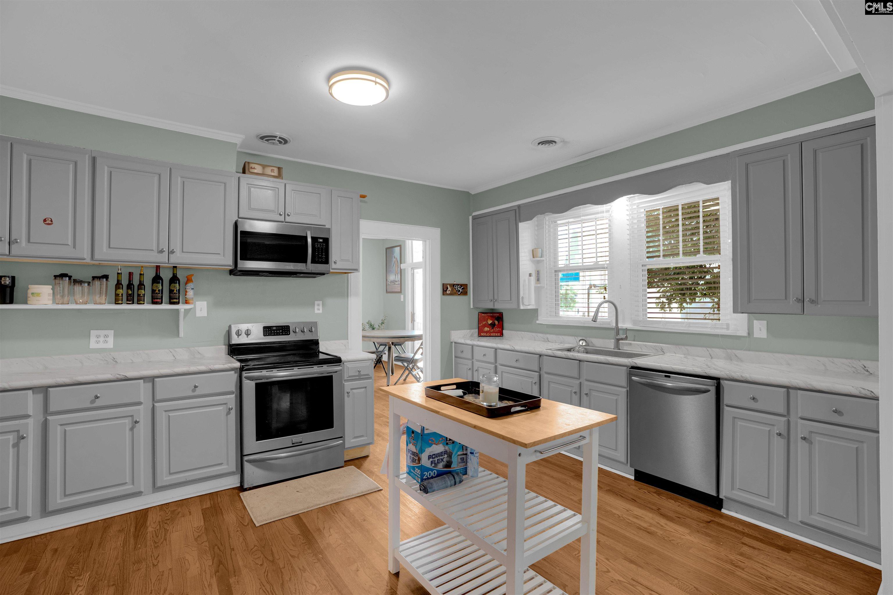 326 Lyles Street Cayce, SC 29033