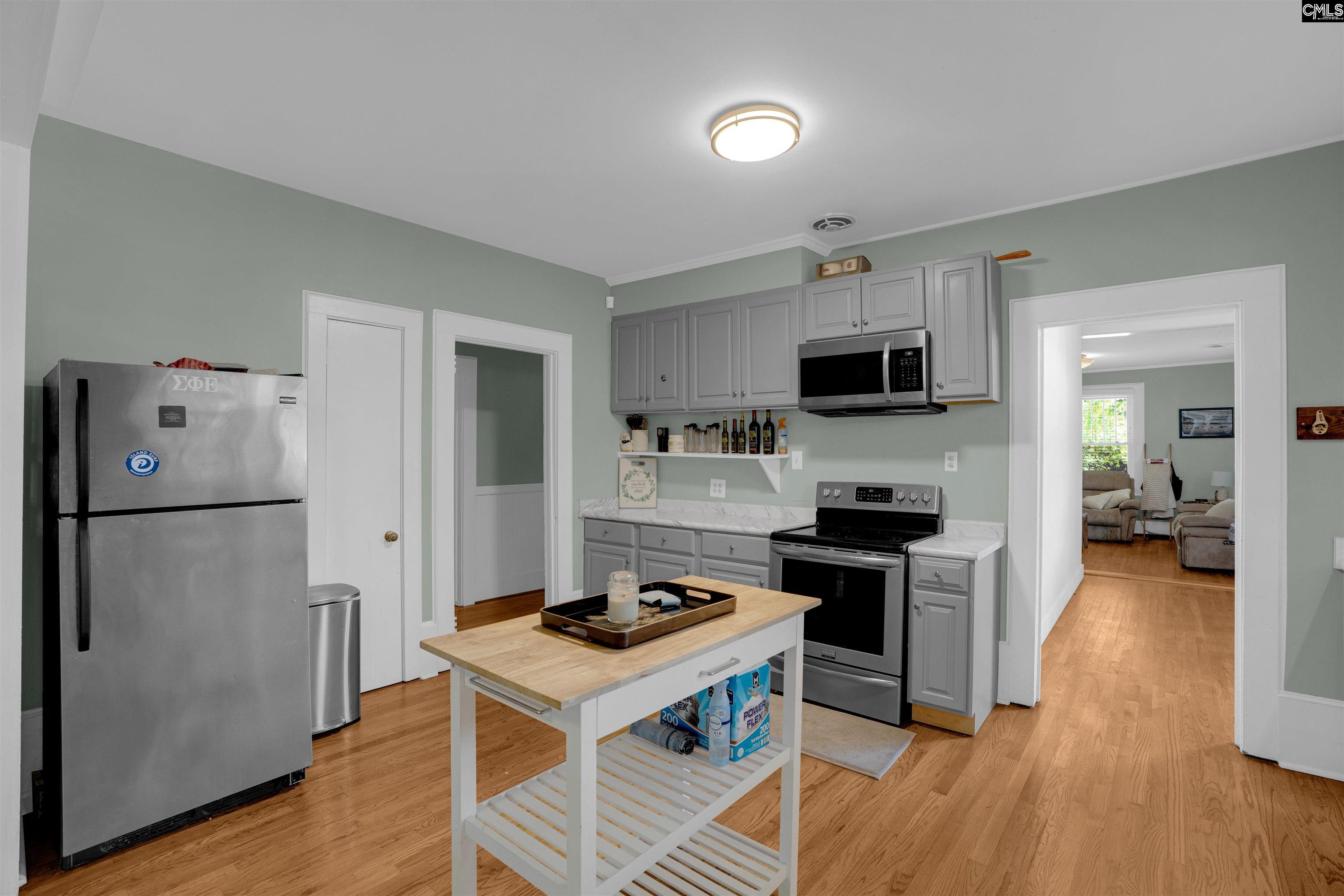 326 Lyles Street Cayce, SC 29033