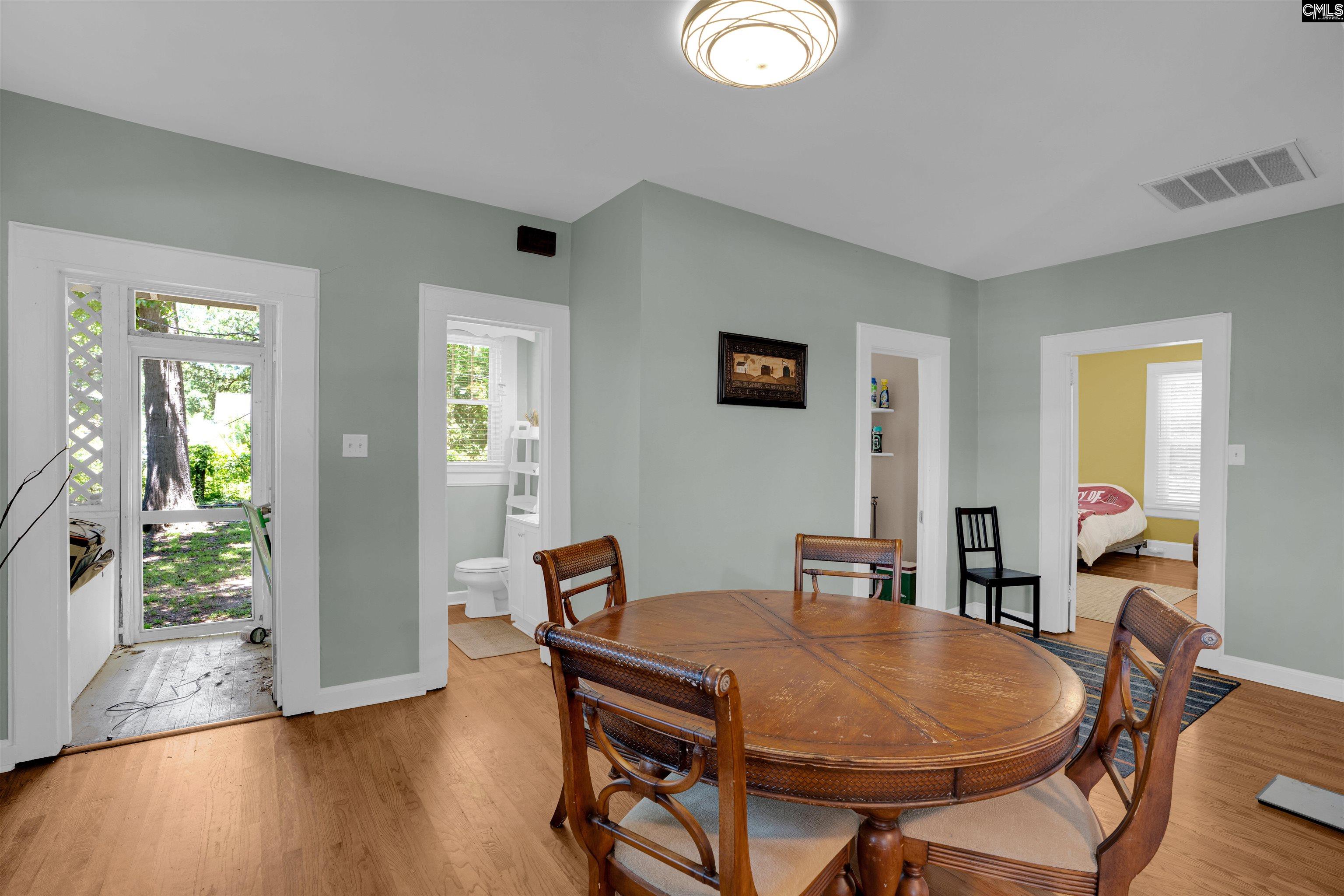 326 Lyles Street Cayce, SC 29033