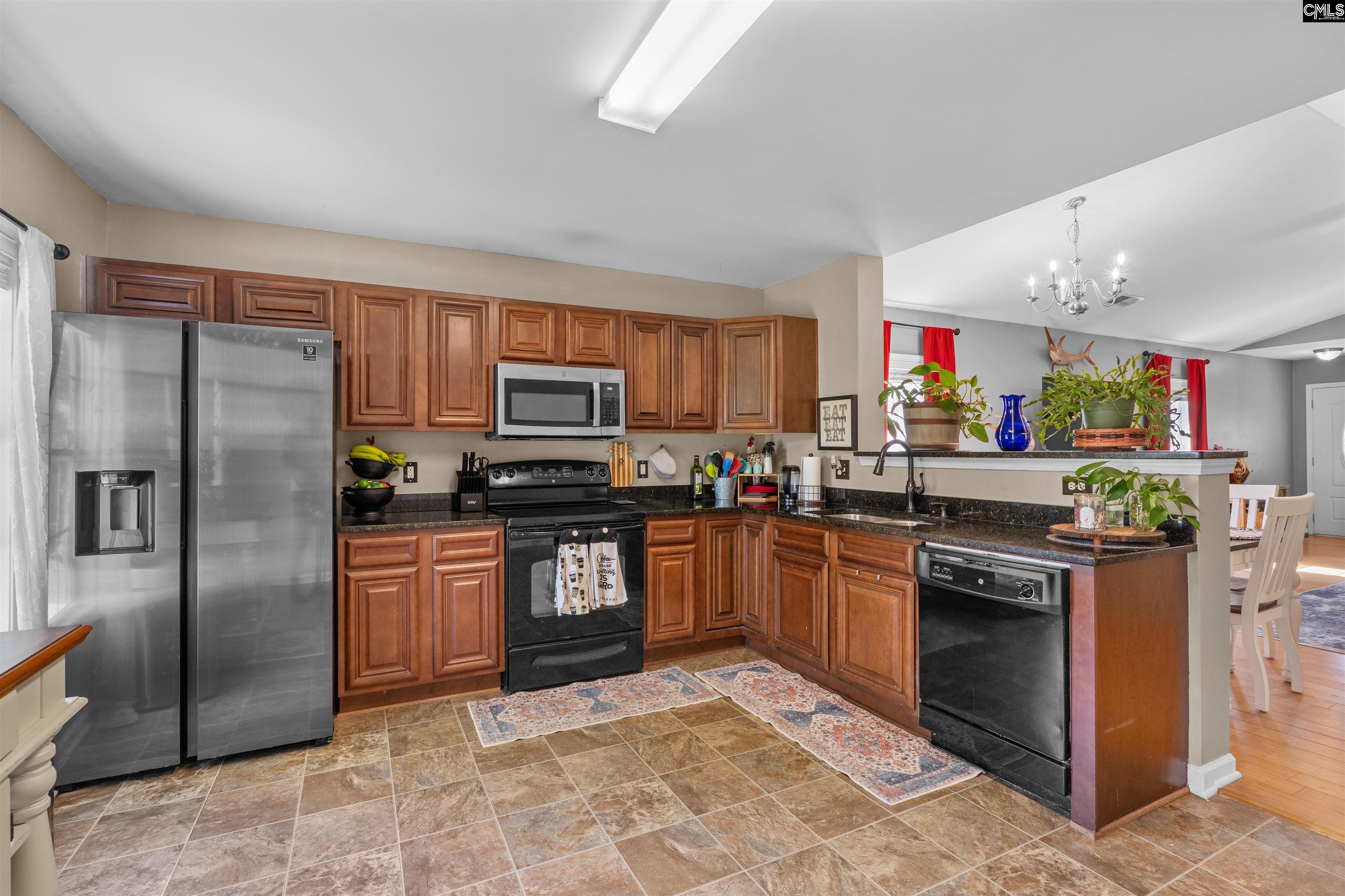 942 Farnsworth Drive Hopkins, SC 29061
