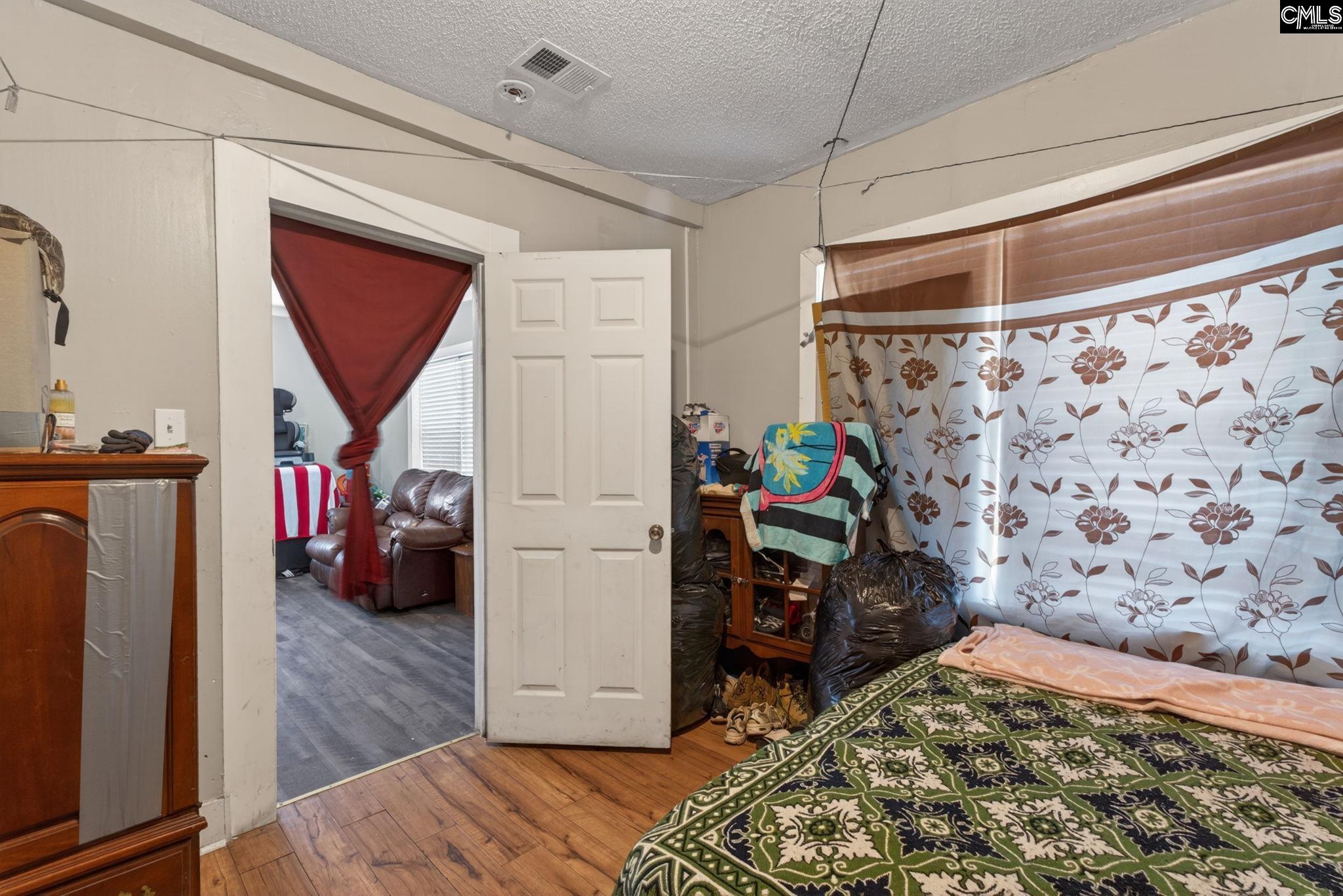 1002 Eastman Street Columbia, SC 29203