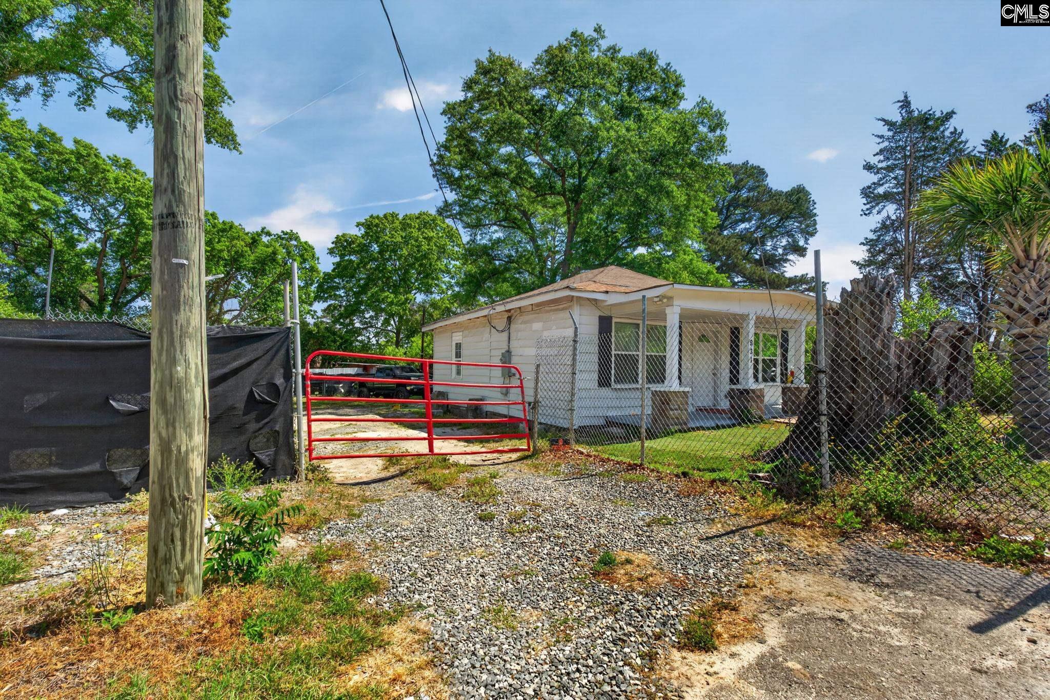 1002 Eastman Street Columbia, SC 29203