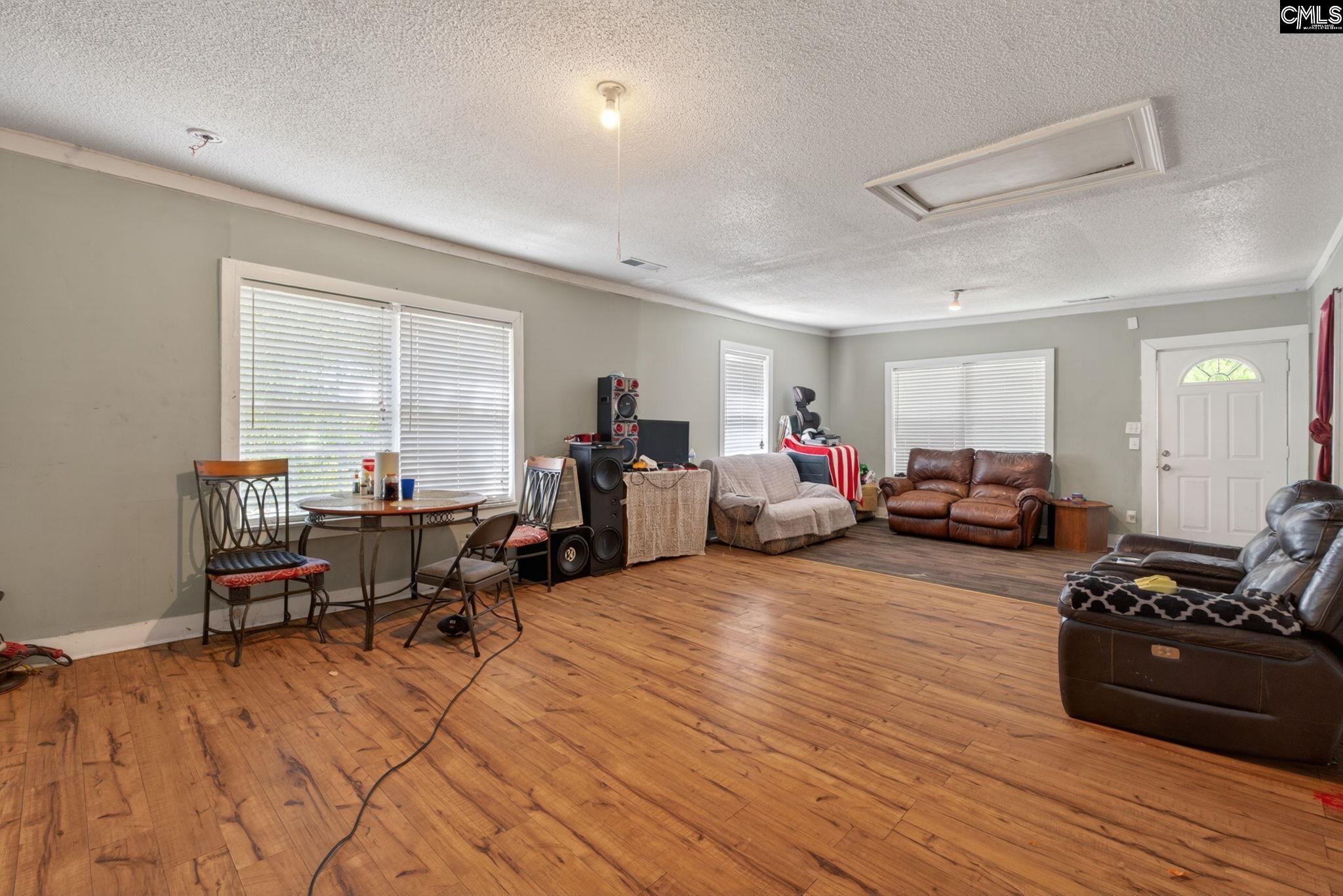 1002 Eastman Street Columbia, SC 29203