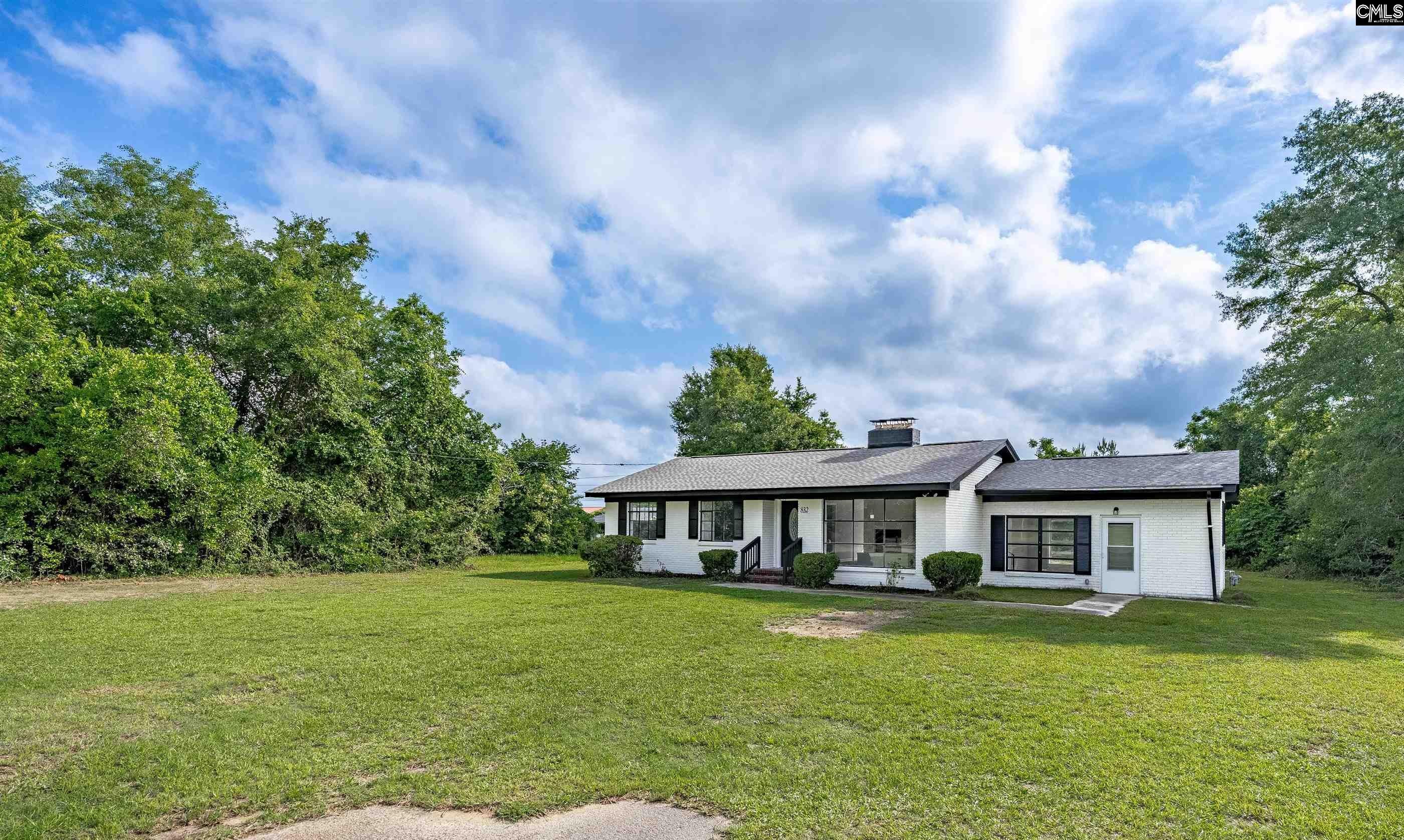 832 Highland Grove Avenue Orangeburg, SC 29115