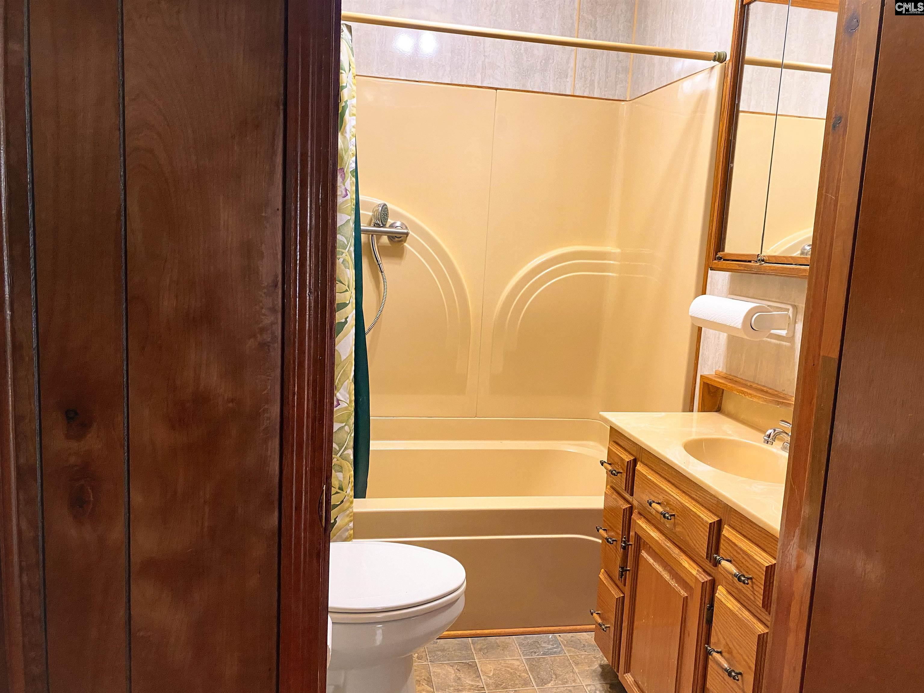 201 McDonald Whitmire, SC 29178