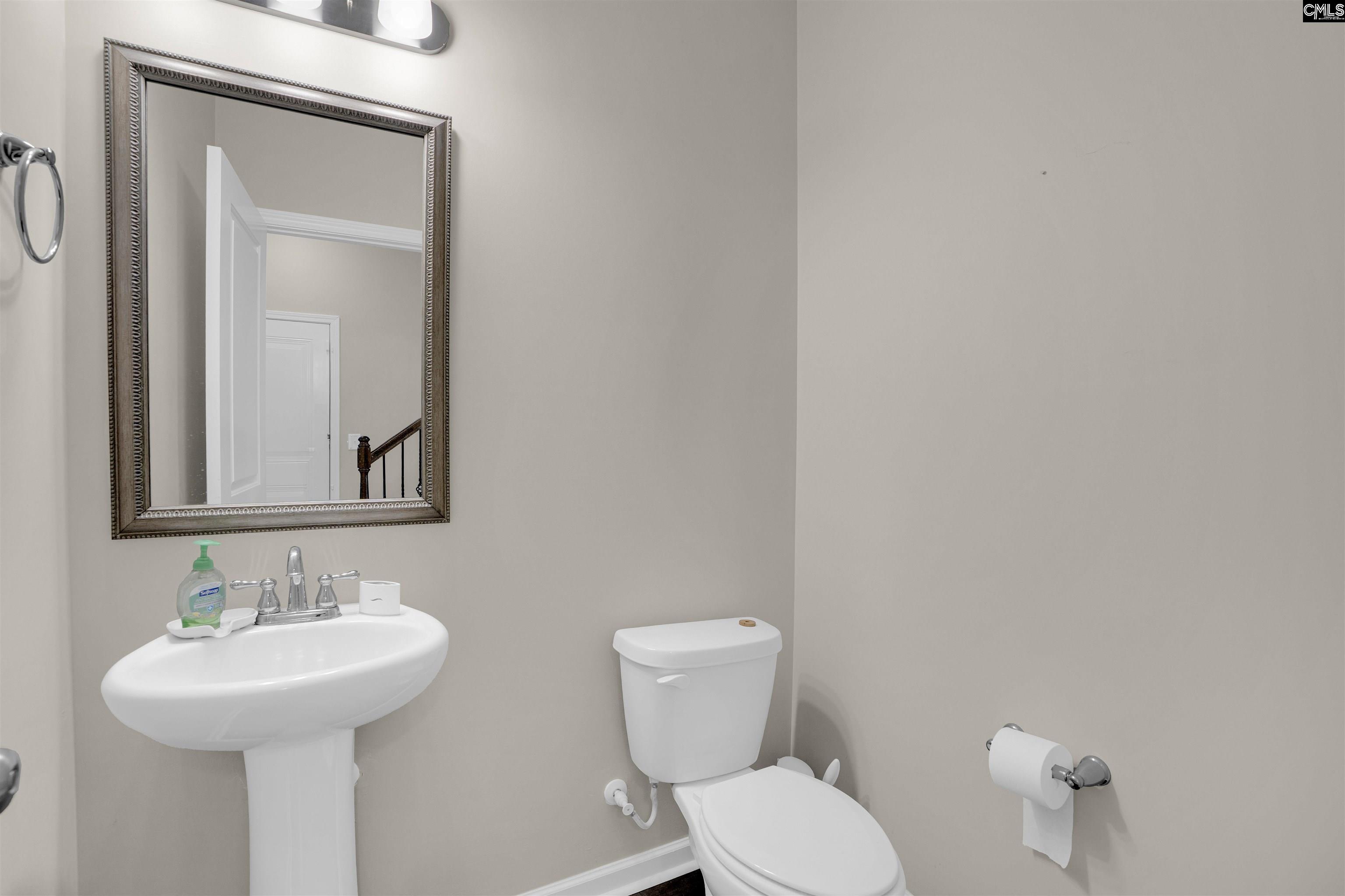 139 Bonhill Dr Cayce, SC 29033