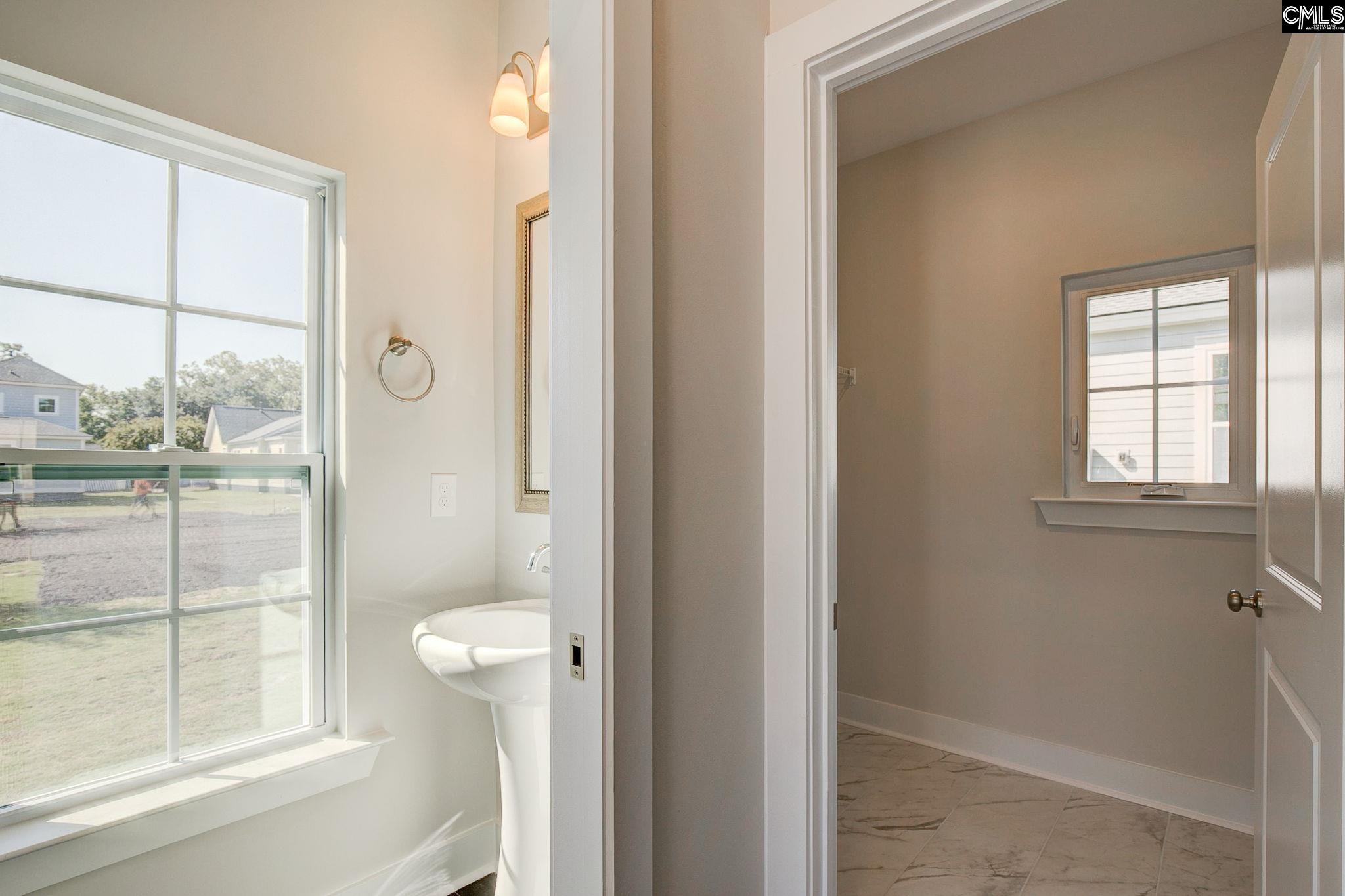 742 Poplar Street Cayce, SC 29033