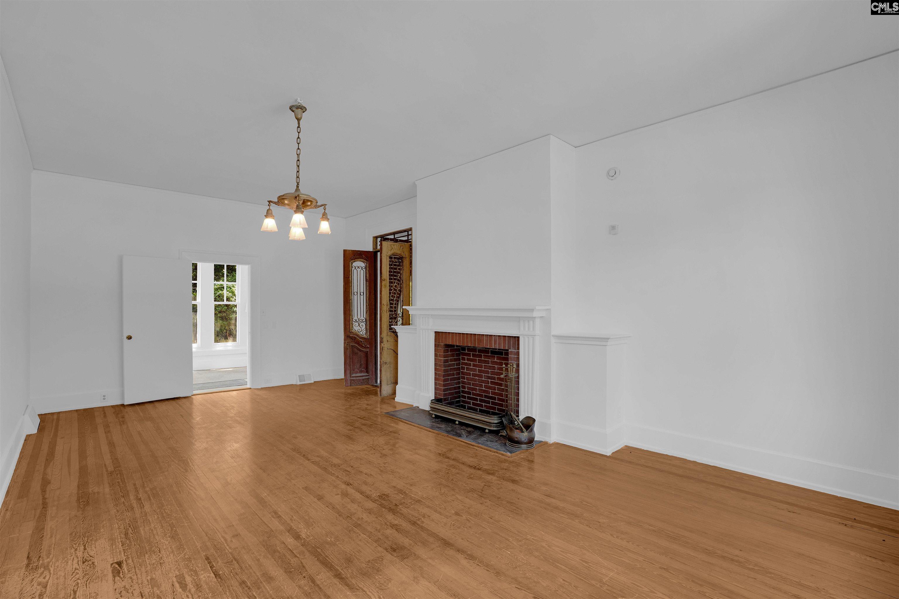 902 Maple Street Columbia, SC 29205