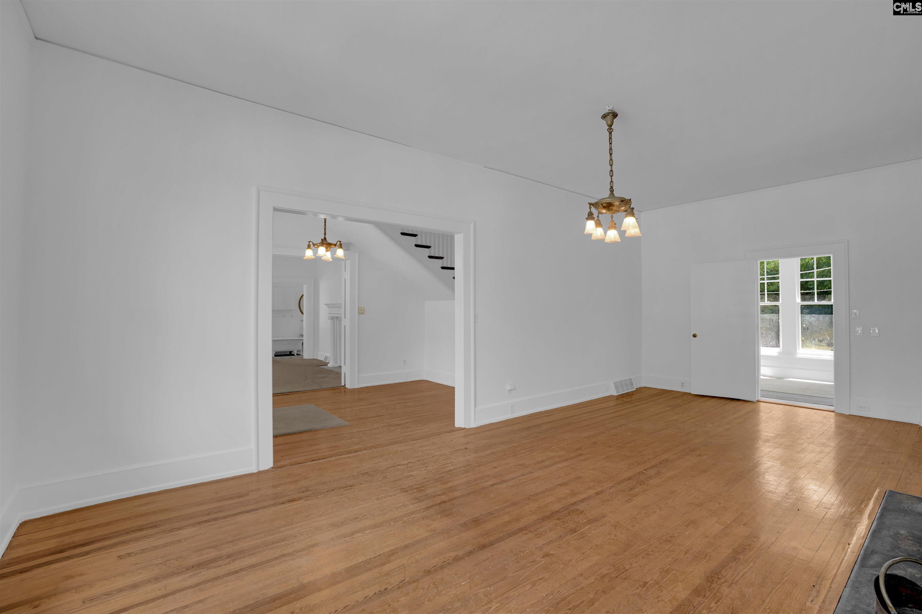 902 Maple Street Columbia, SC 29205