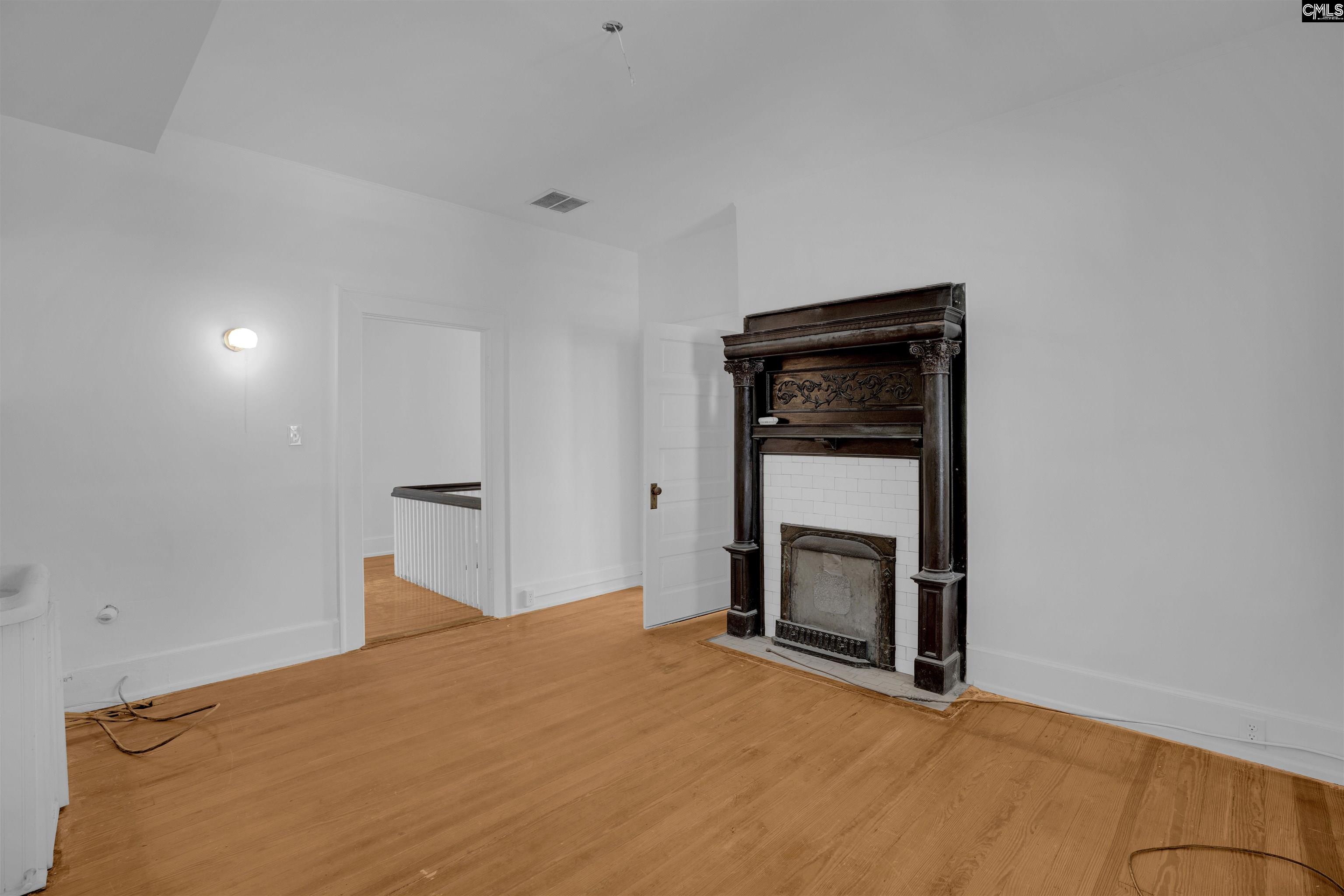 902 Maple Street Columbia, SC 29205
