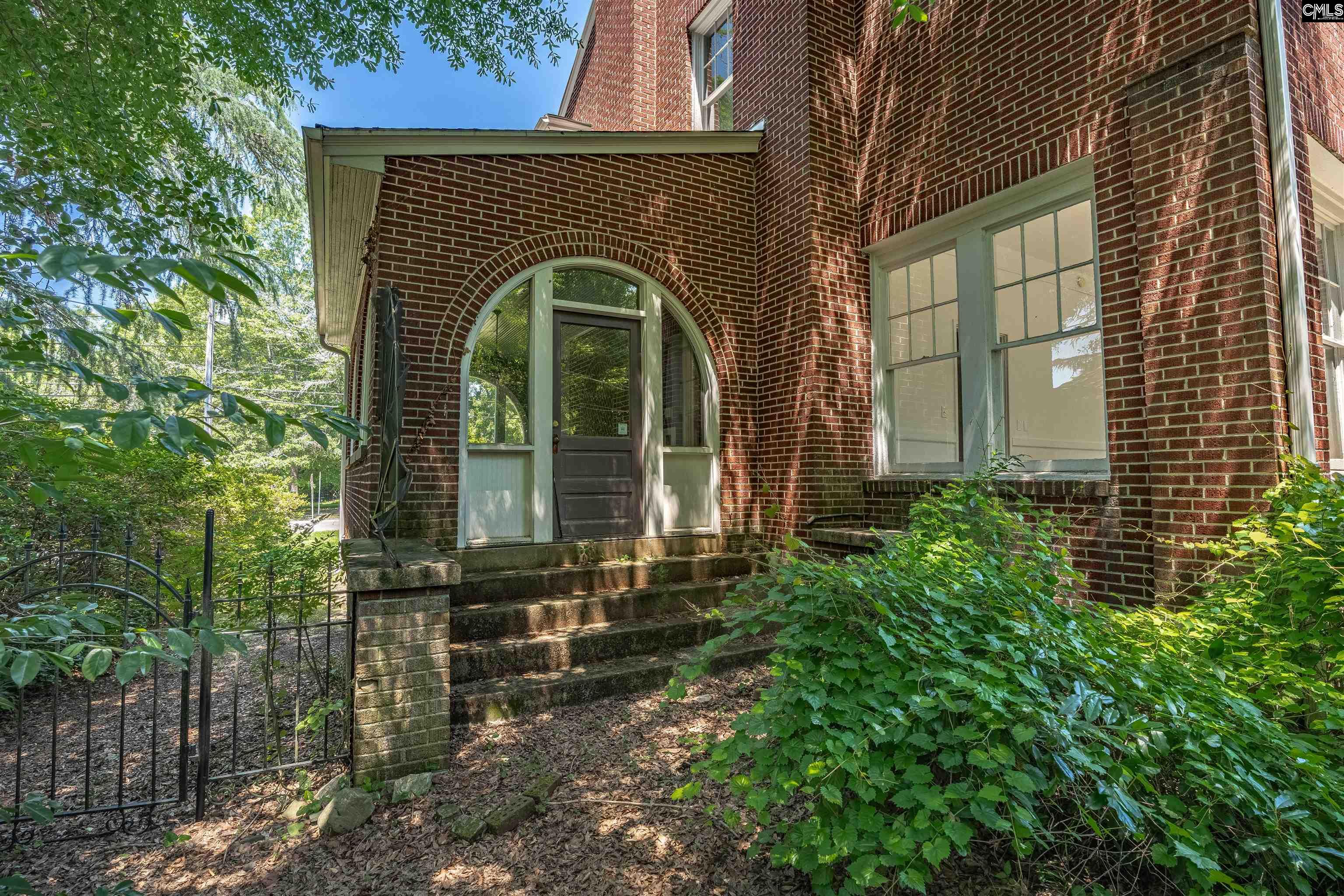 902 Maple Street Columbia, SC 29205