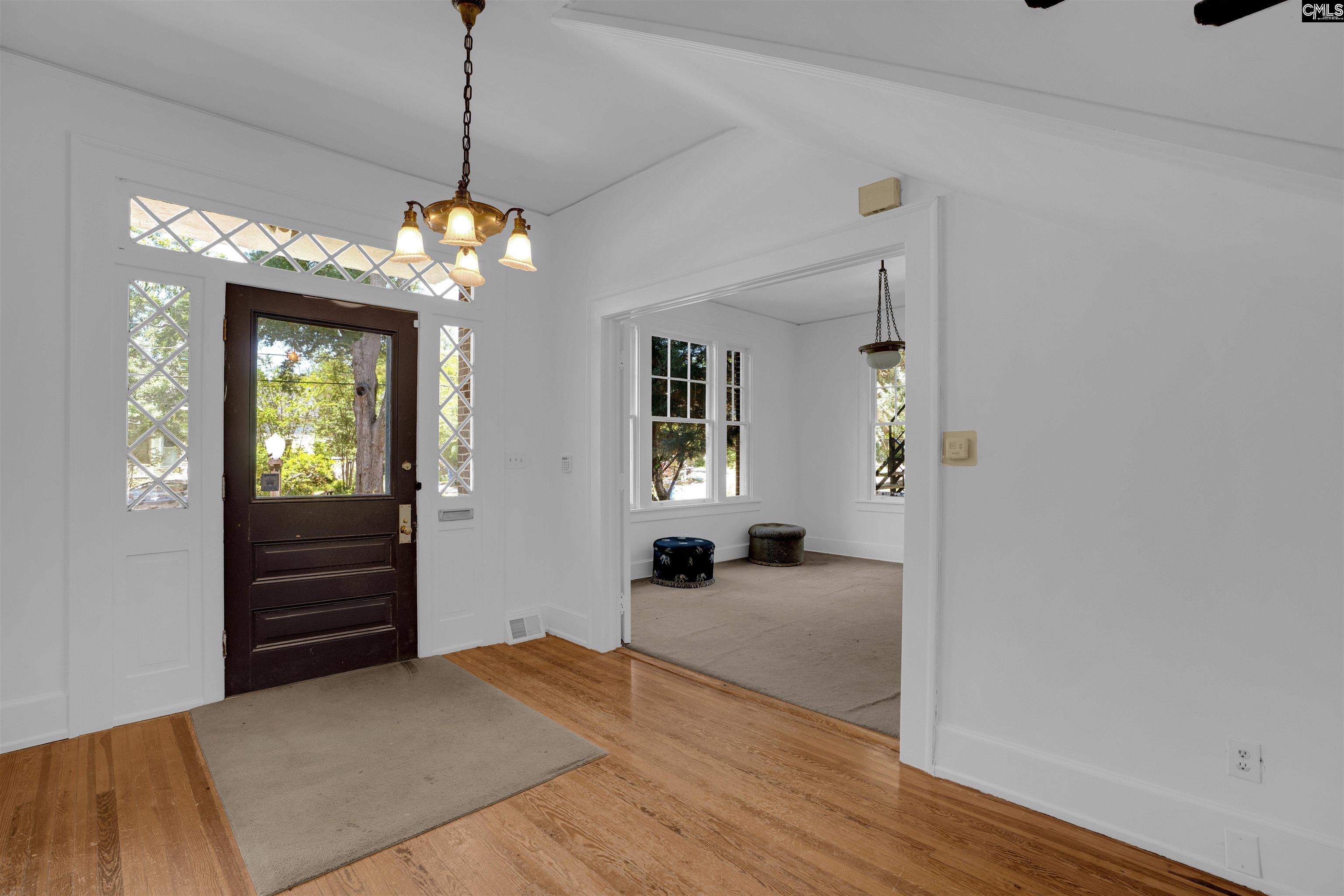 902 Maple Street Columbia, SC 29205