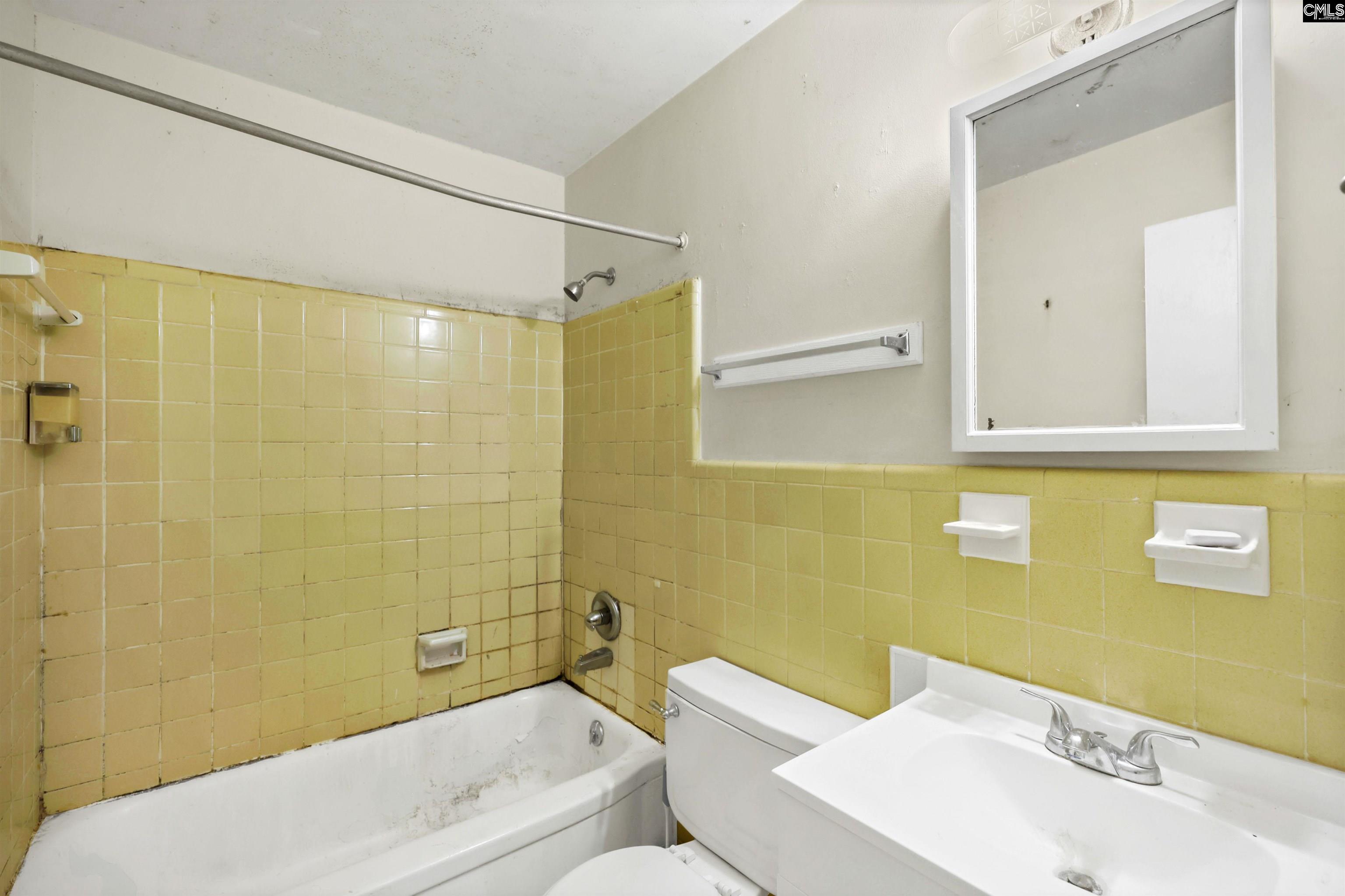 923 Huntington Avenue Columbia, SC 29205