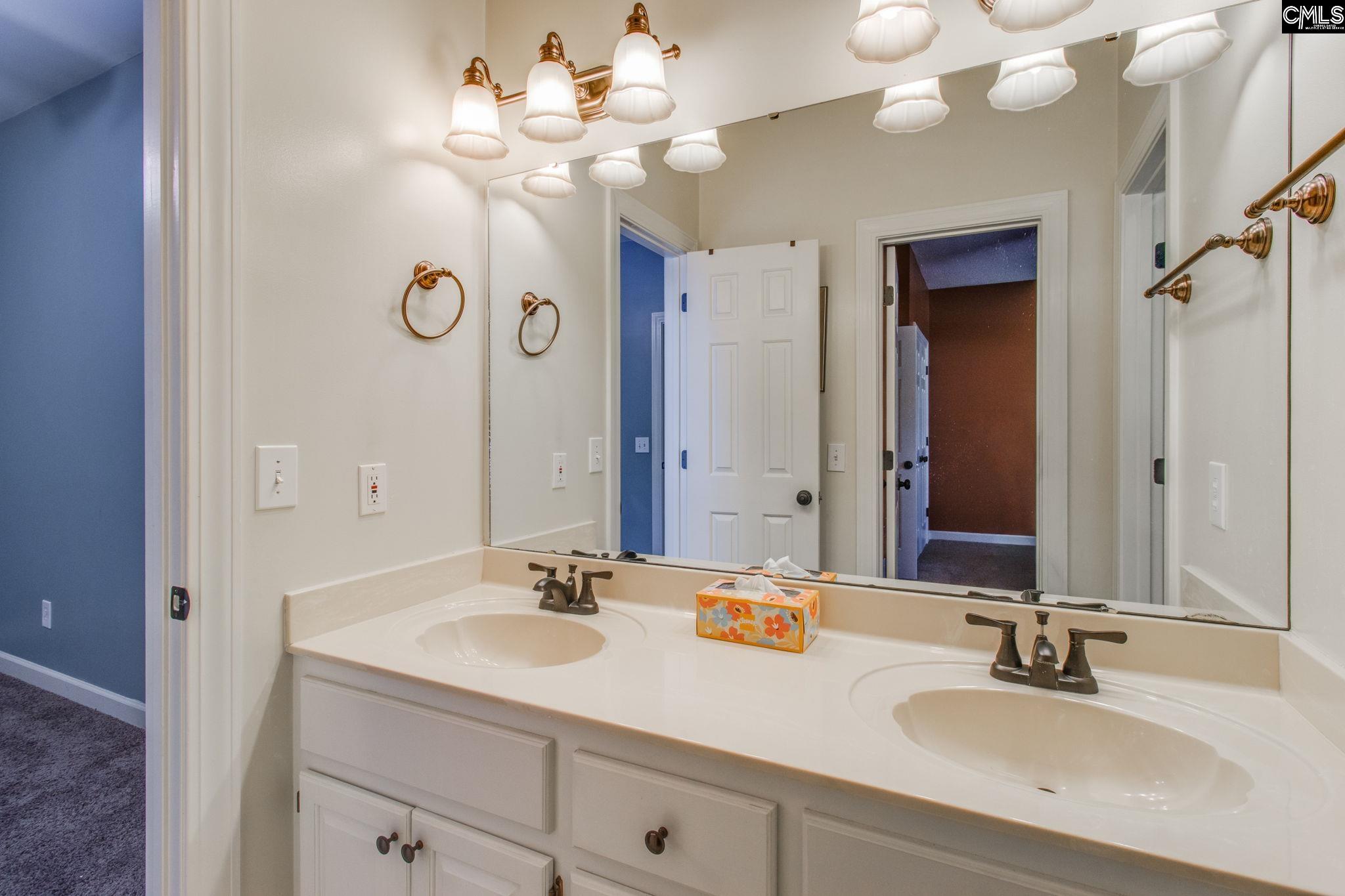 103 N Crescent Lake Way Blythewood, SC 29016