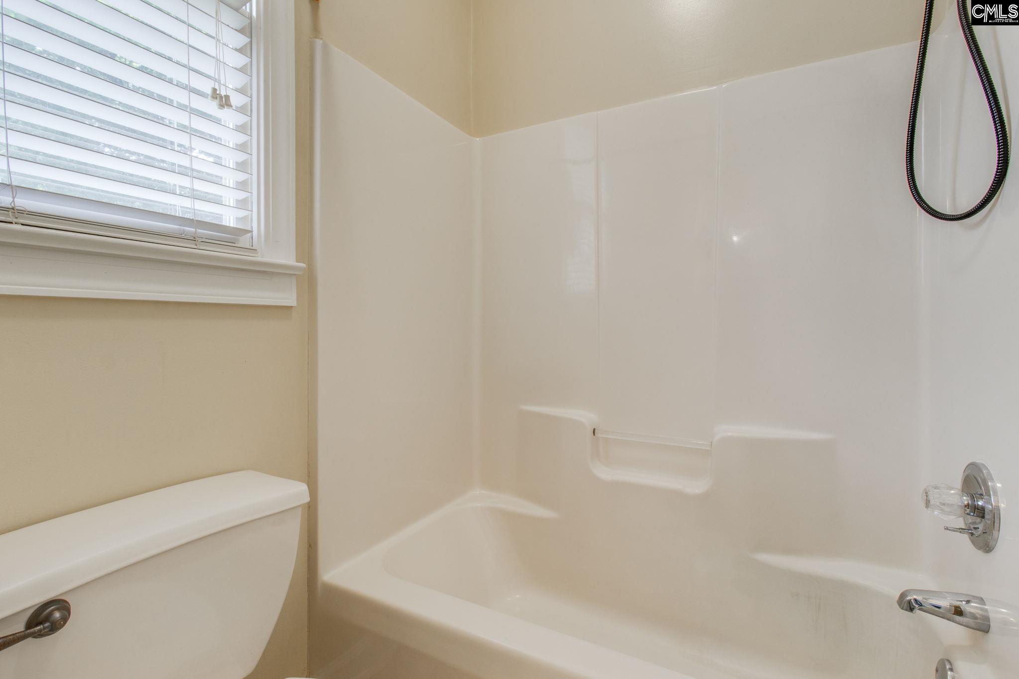 103 N Crescent Lake Way Blythewood, SC 29016