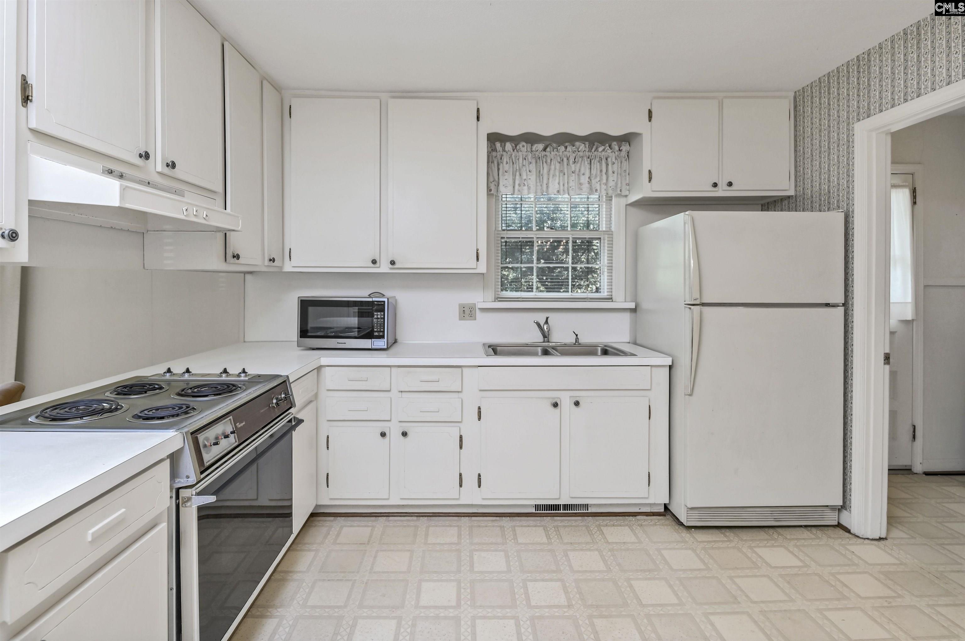 119 Pine Lane Cayce, SC 29033