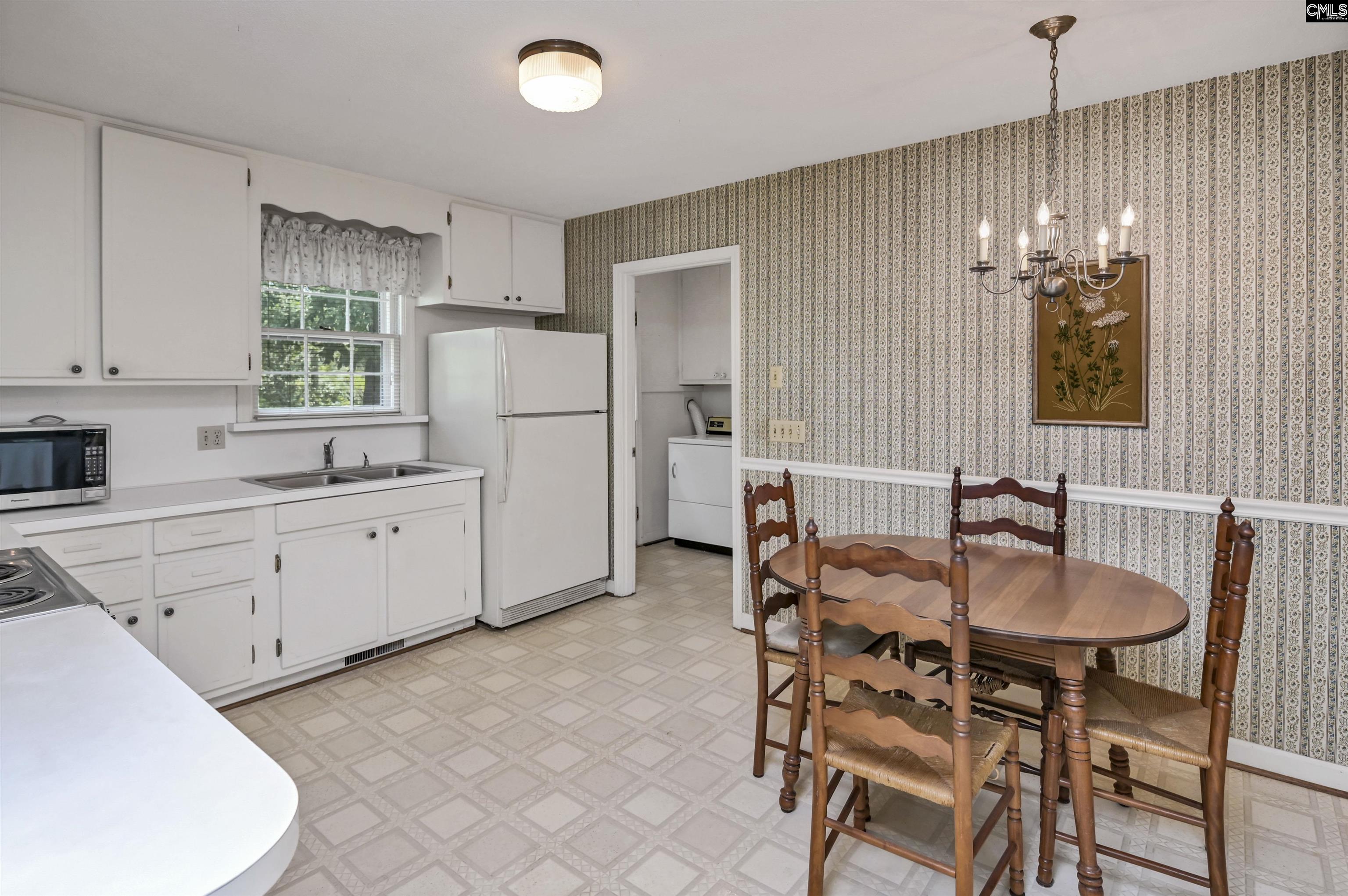 119 Pine Lane Cayce, SC 29033