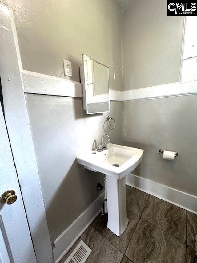 2331 Santee Avenue Columbia, SC 29205-1657