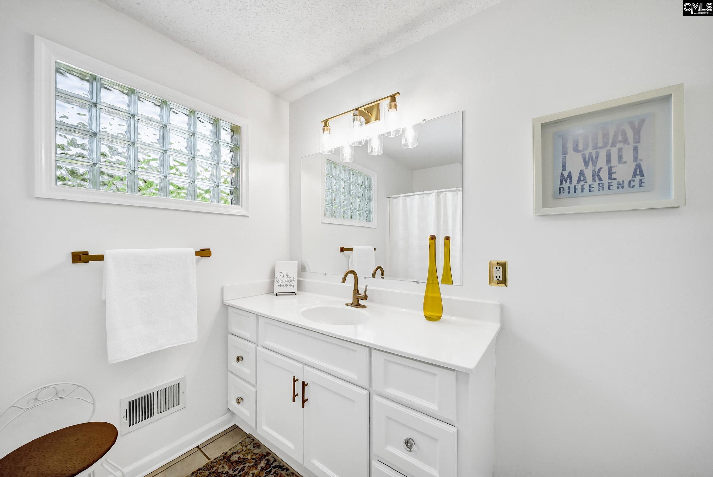 924 Briar Bush Lane West Columbia, SC 29172