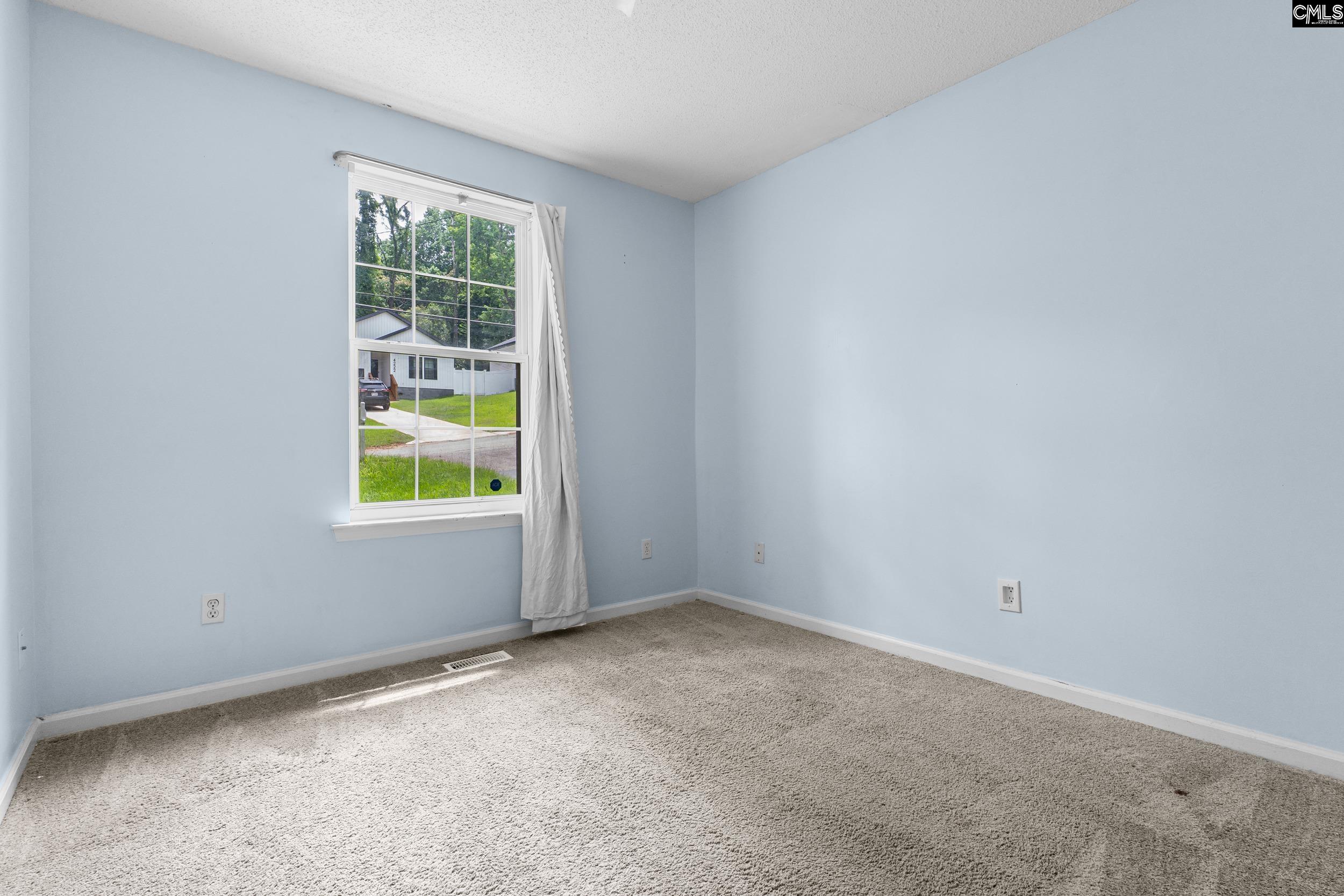 4223 Woodridge Drive Columbia, SC 29203