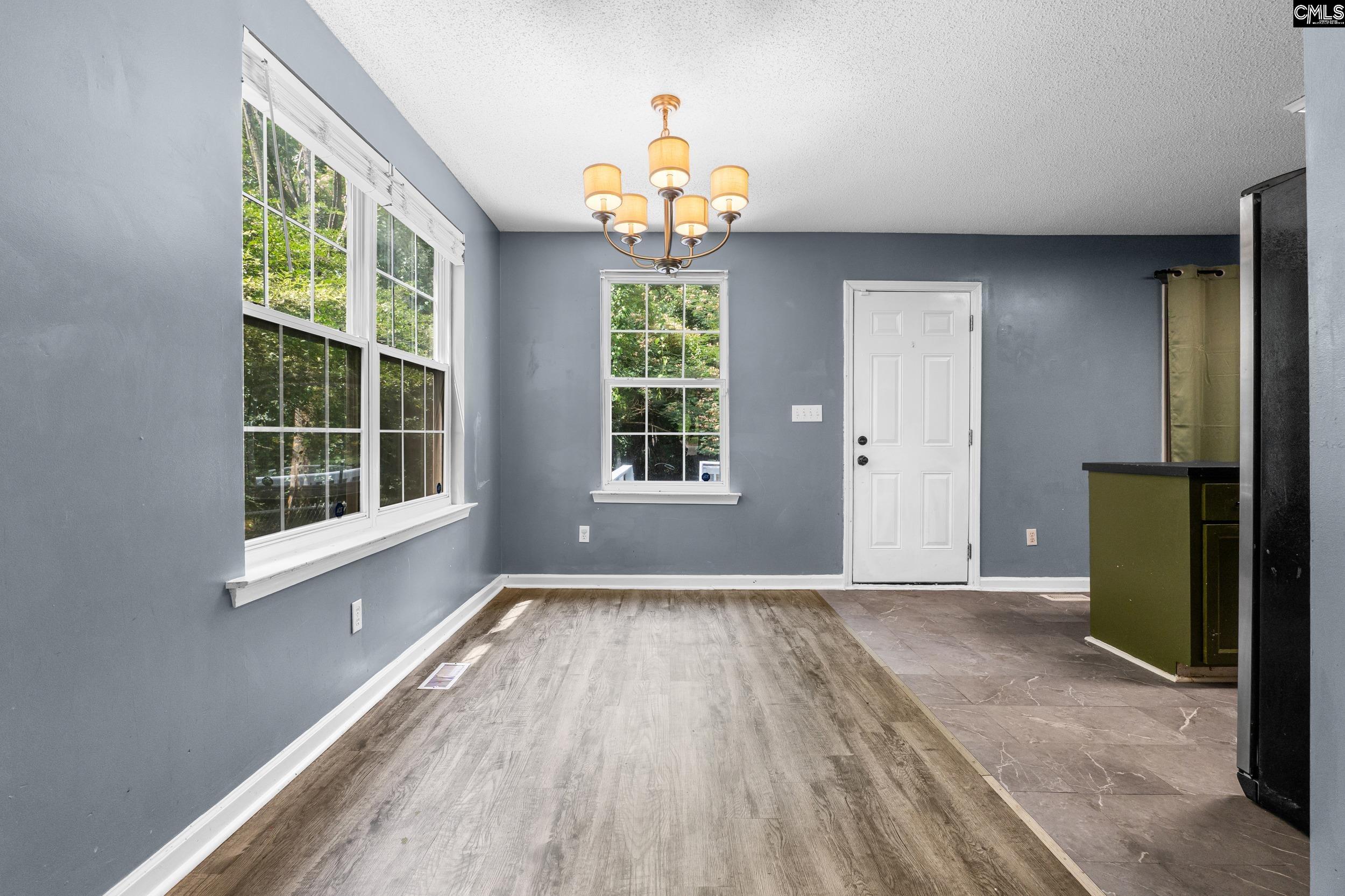 4223 Woodridge Drive Columbia, SC 29203