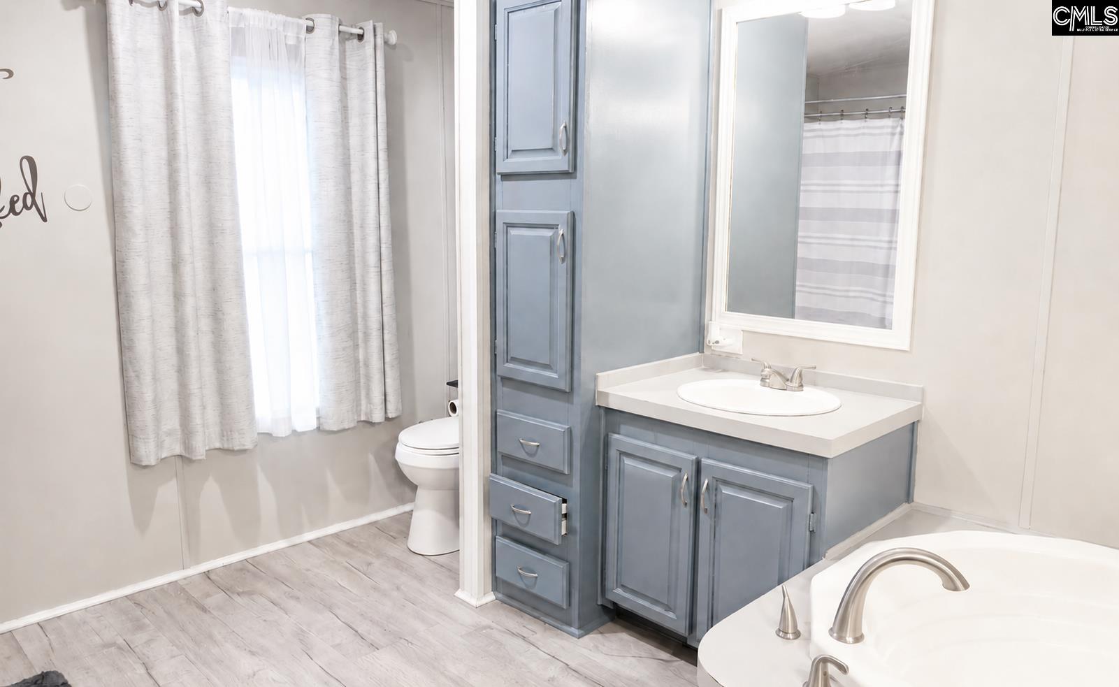 150 Crestwood Arch Lexington, SC 29073