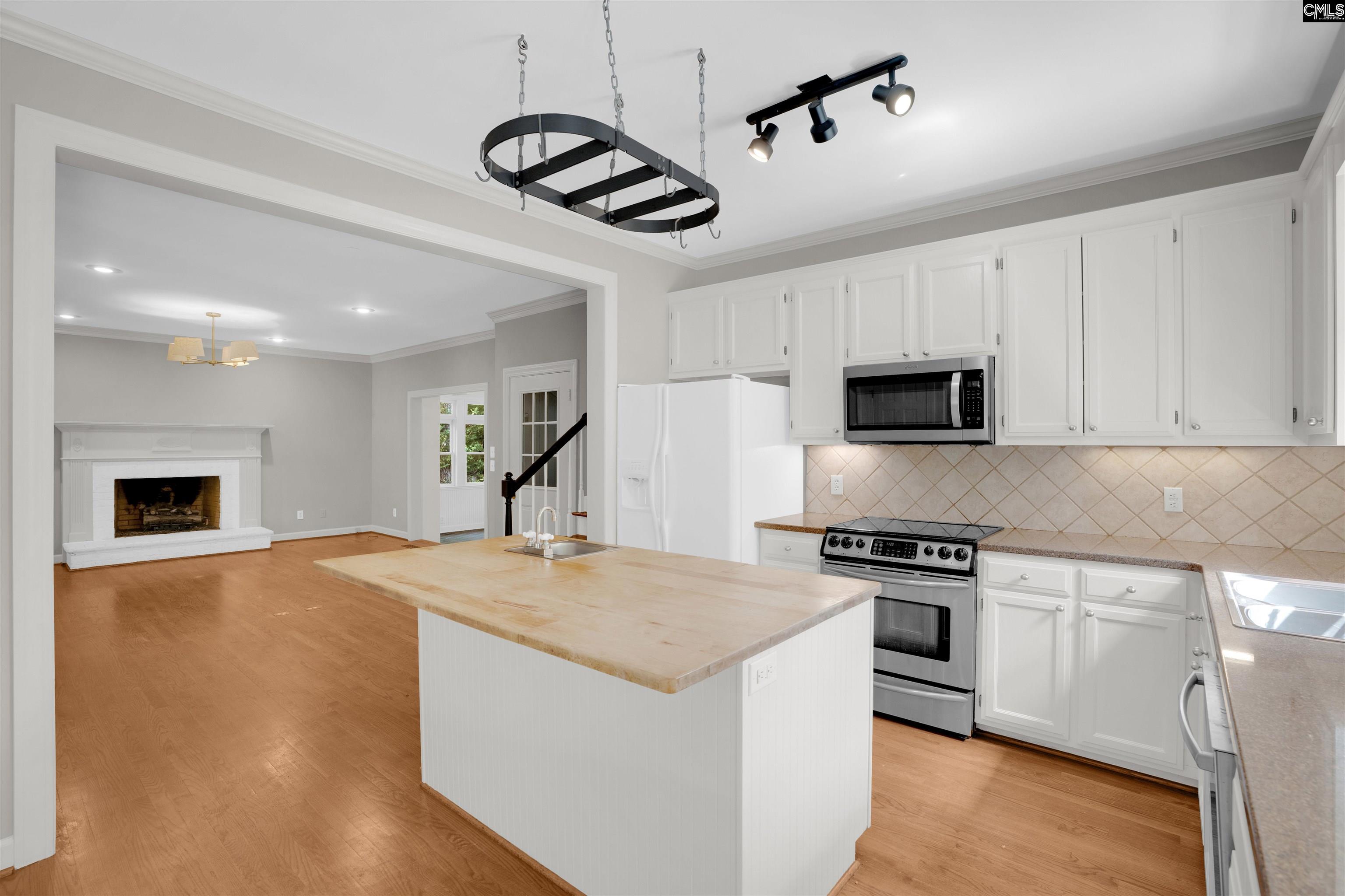 17 Old Woodlands Court Columbia, SC 29209
