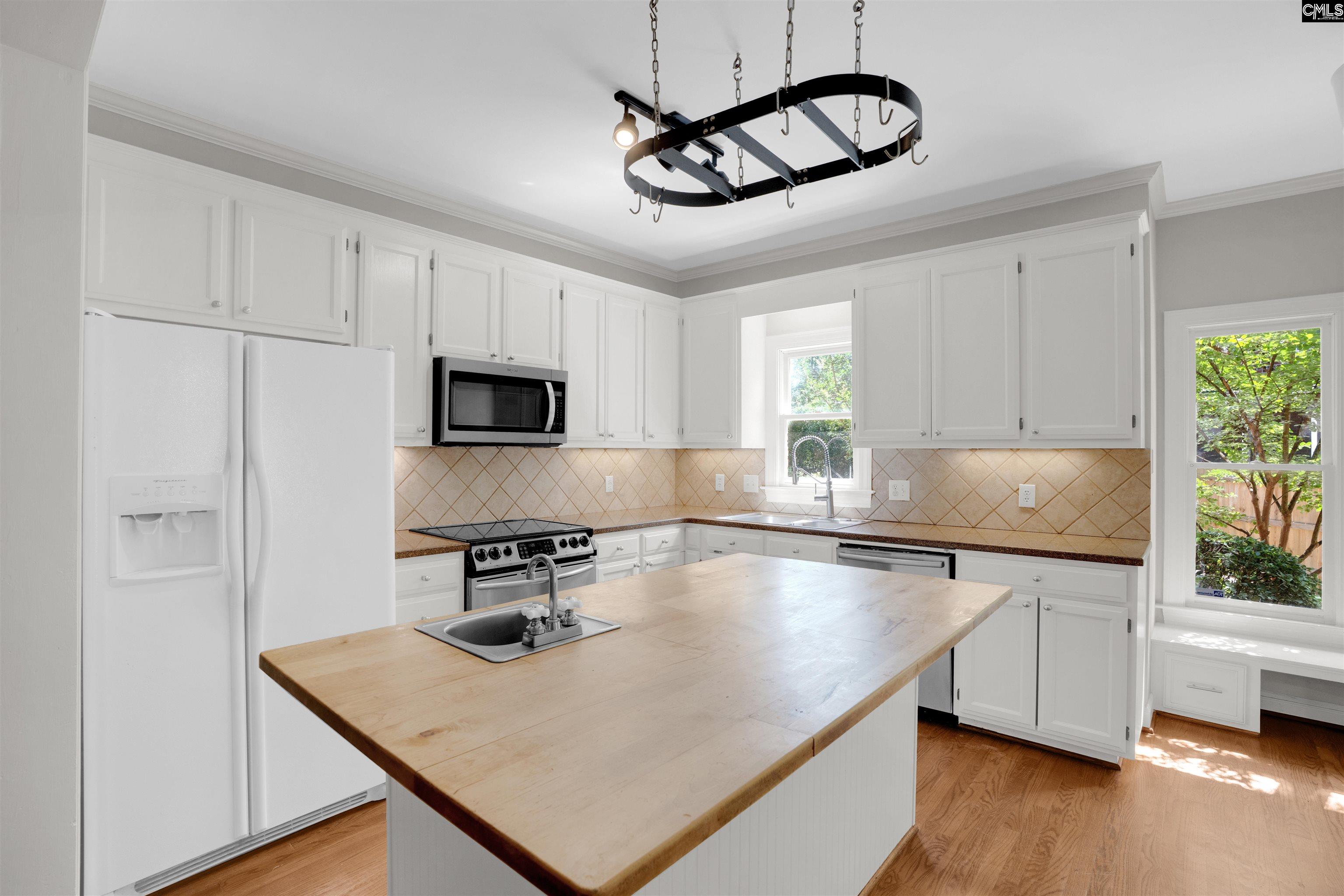 17 Old Woodlands Court Columbia, SC 29209