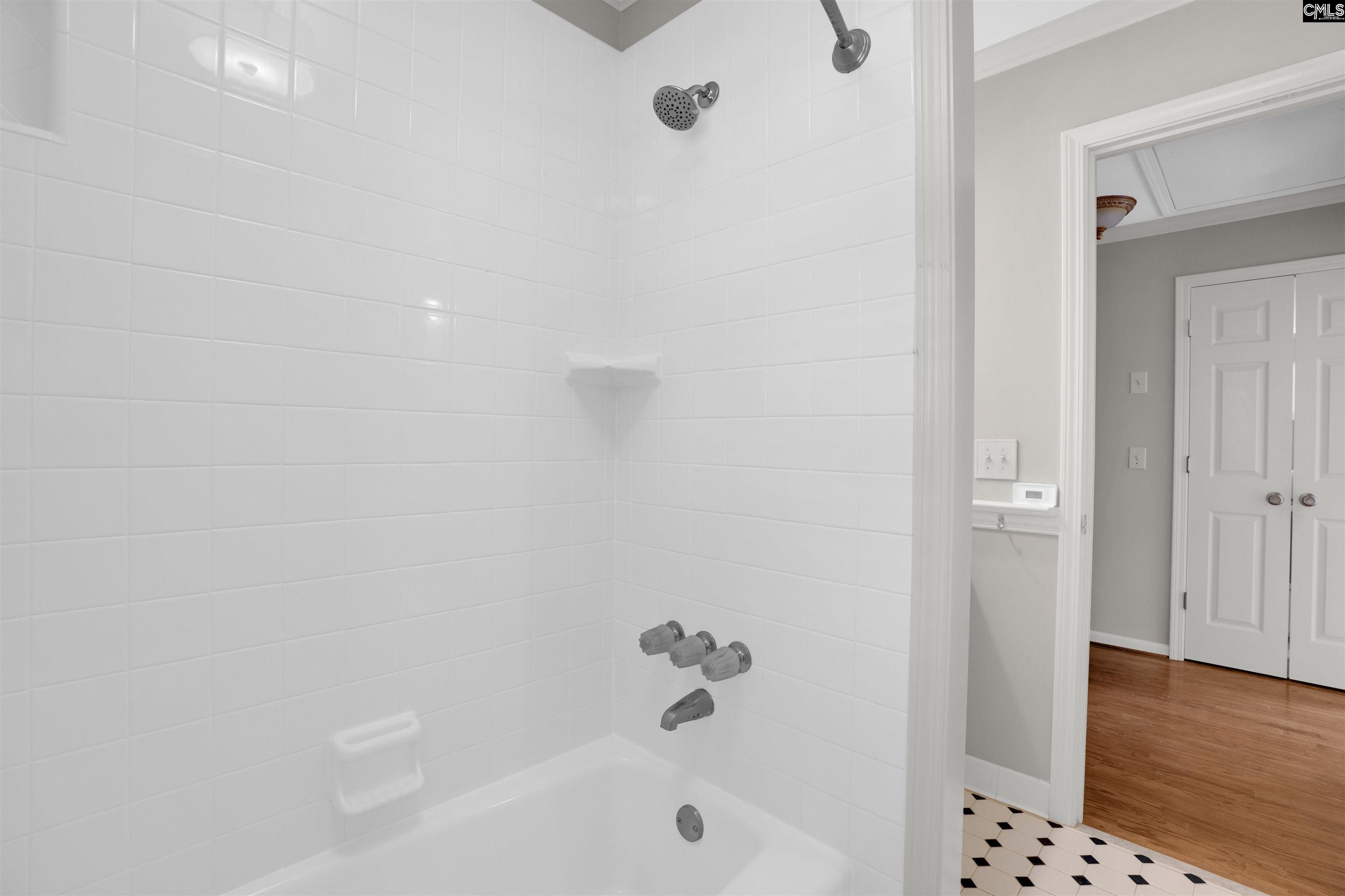 17 Old Woodlands Court Columbia, SC 29209