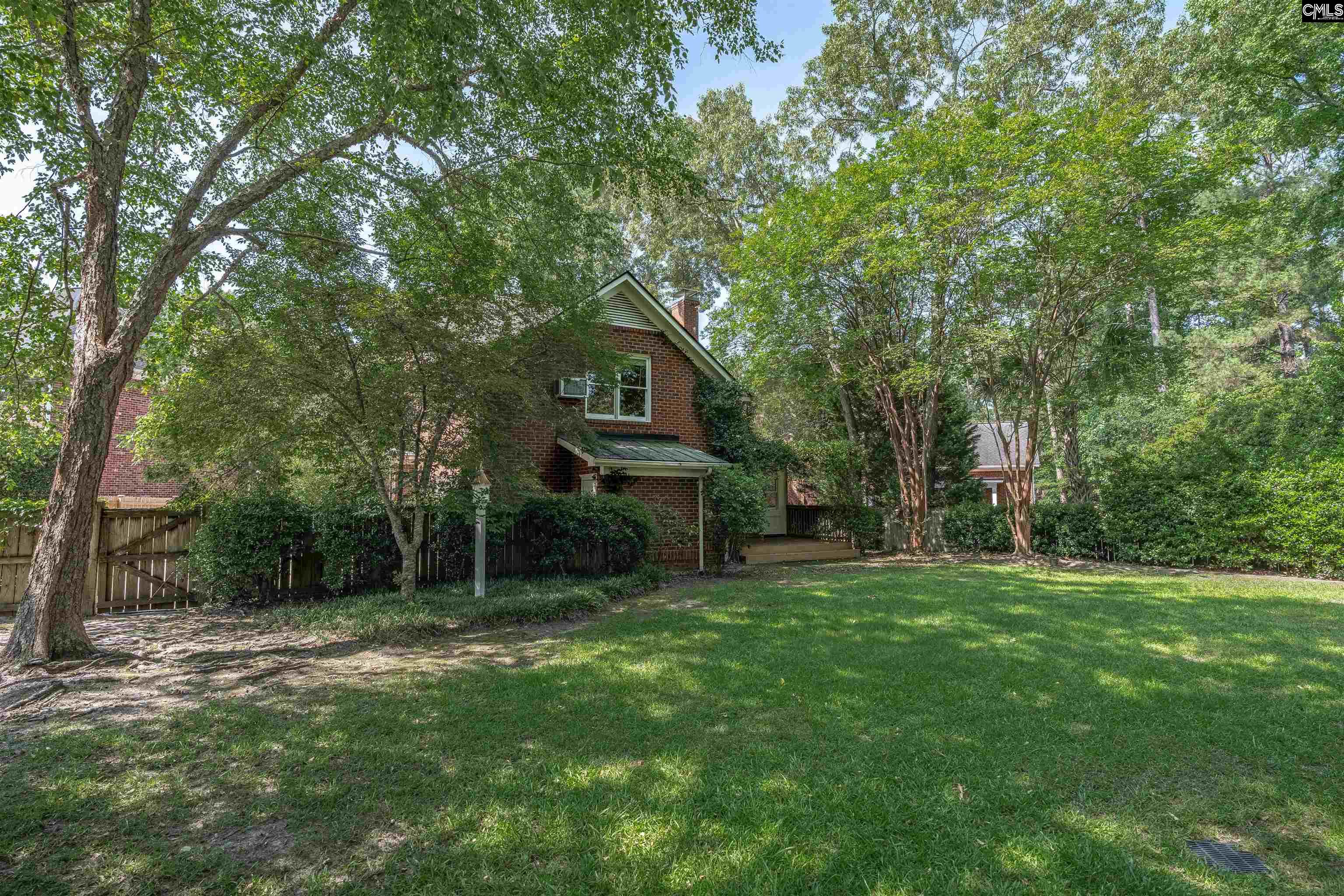 17 Old Woodlands Court Columbia, SC 29209