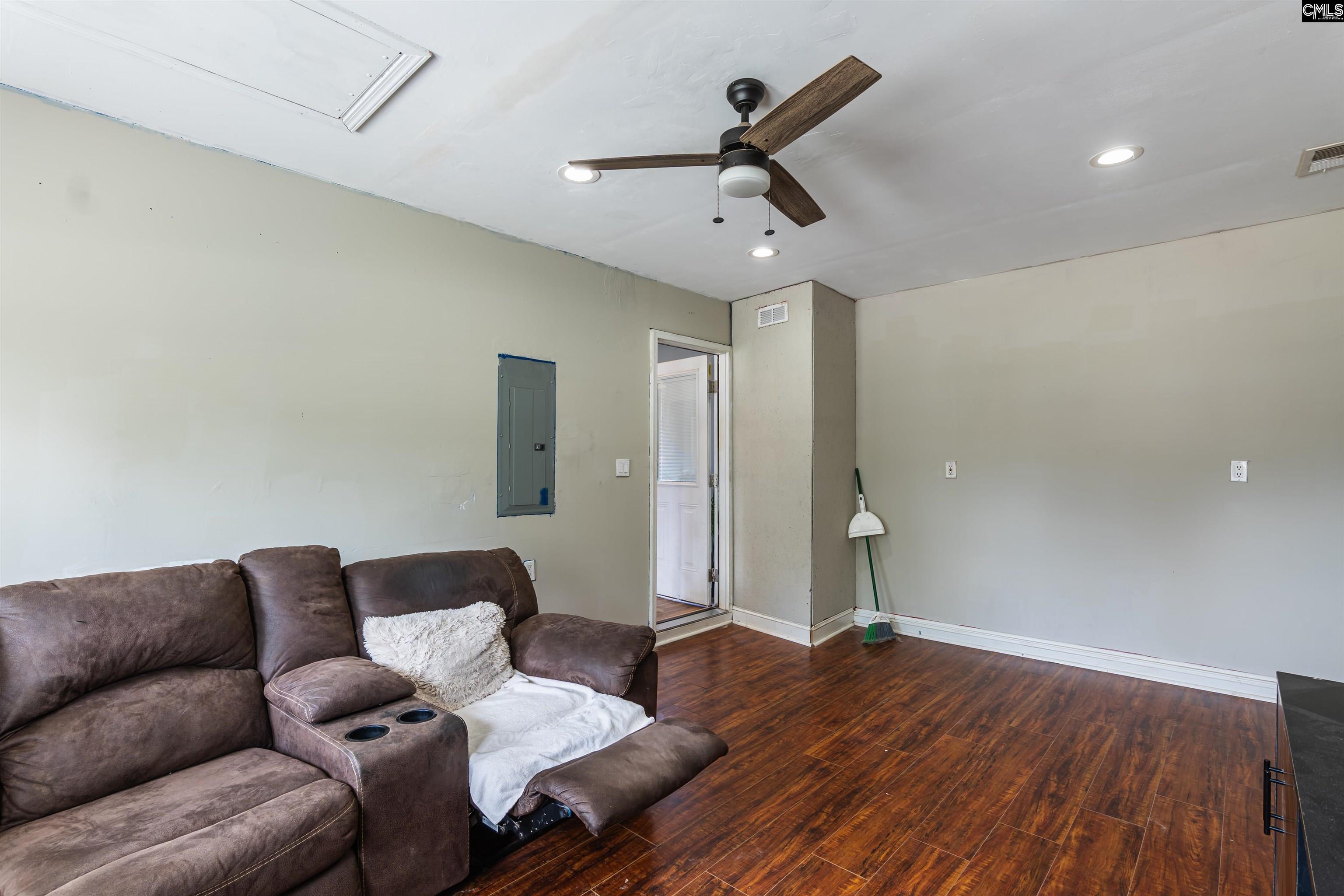 128 Sandy Creek Court Gaston, SC 29053