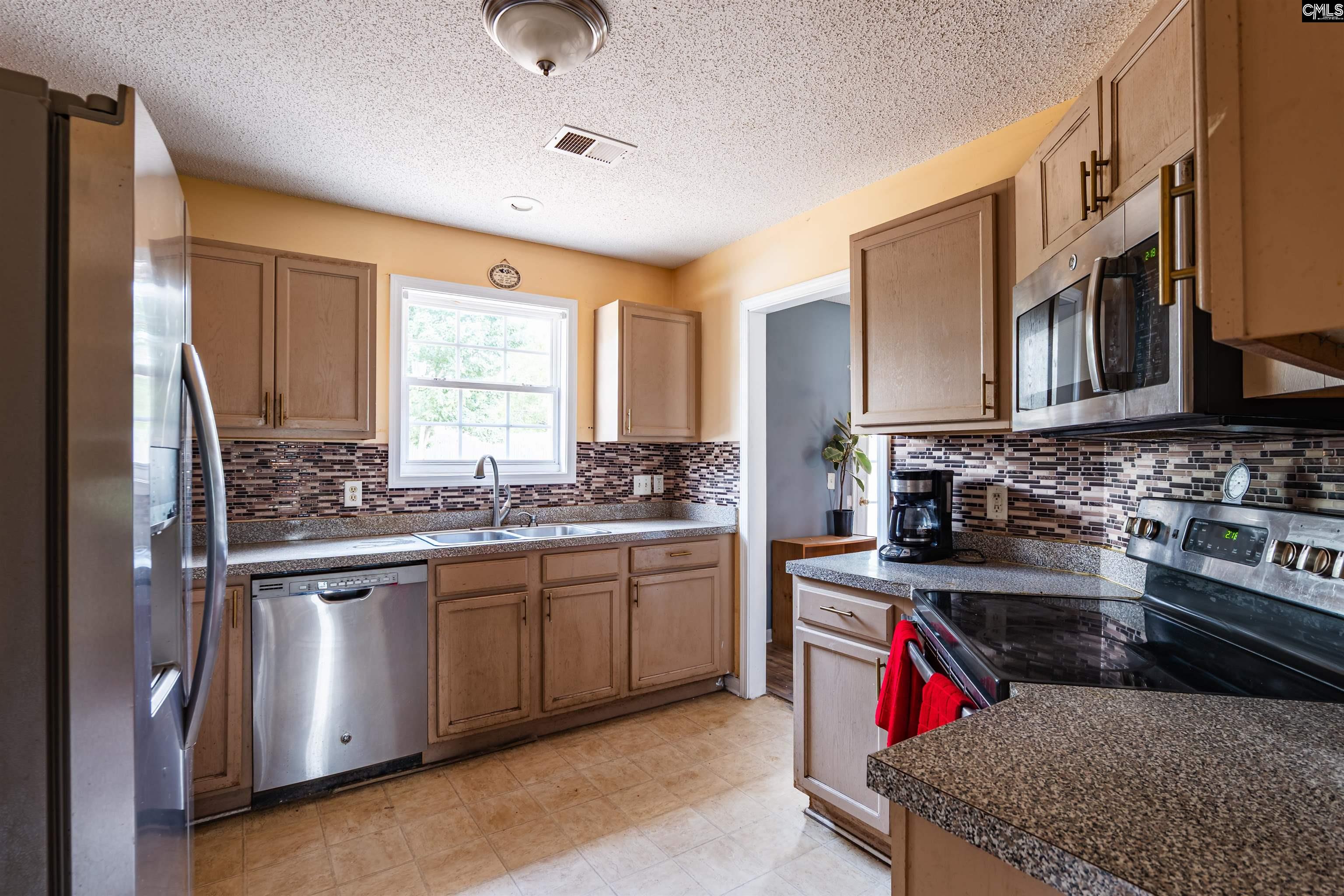 128 Sandy Creek Court Gaston, SC 29053