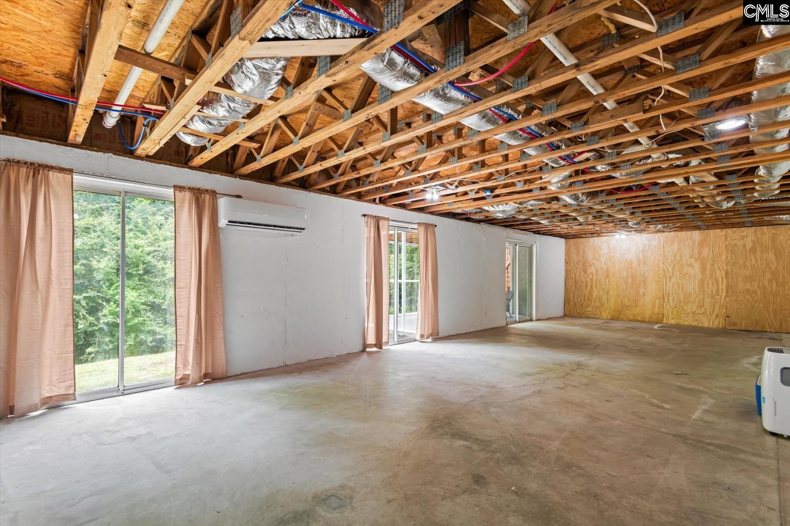 156 Crown Point Road Lexington, SC 29073