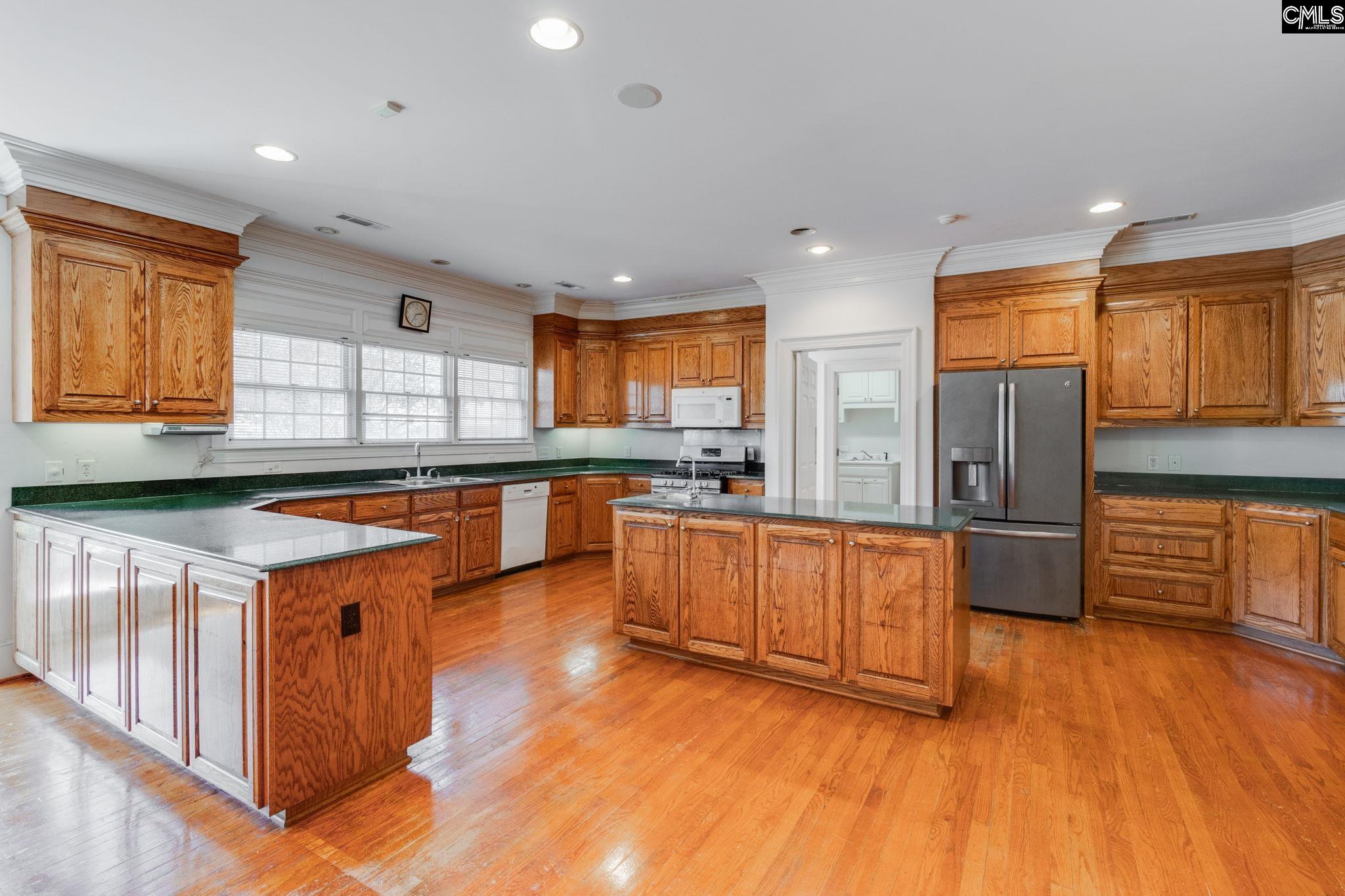 1775 N Kings Highway Sumter, SC 29154