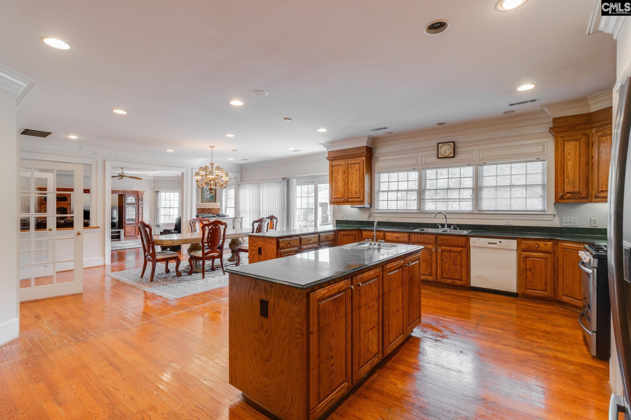 1775 N Kings Highway Sumter, SC 29154