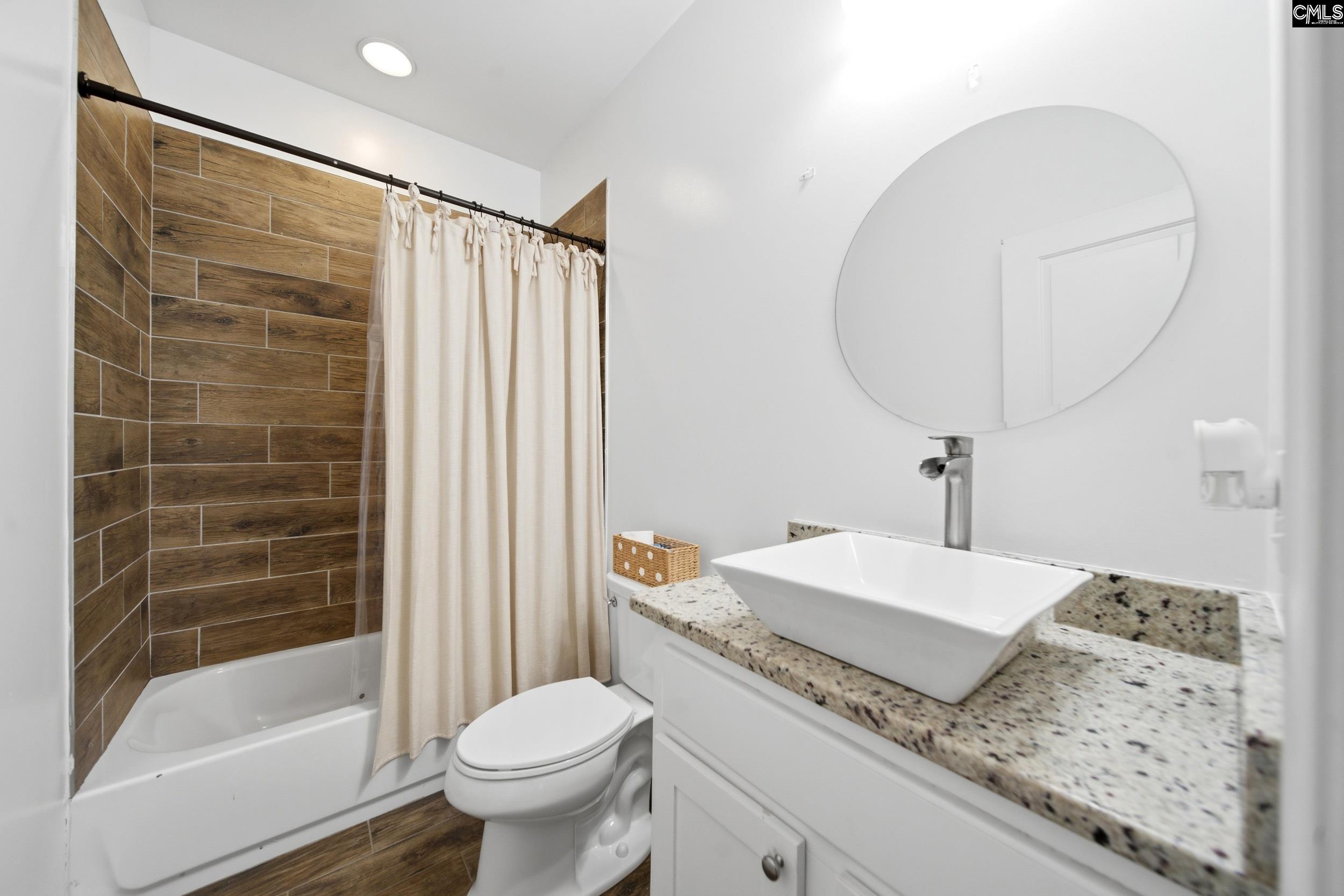 208 Crestwood Arch Way Lexington, SC 29073