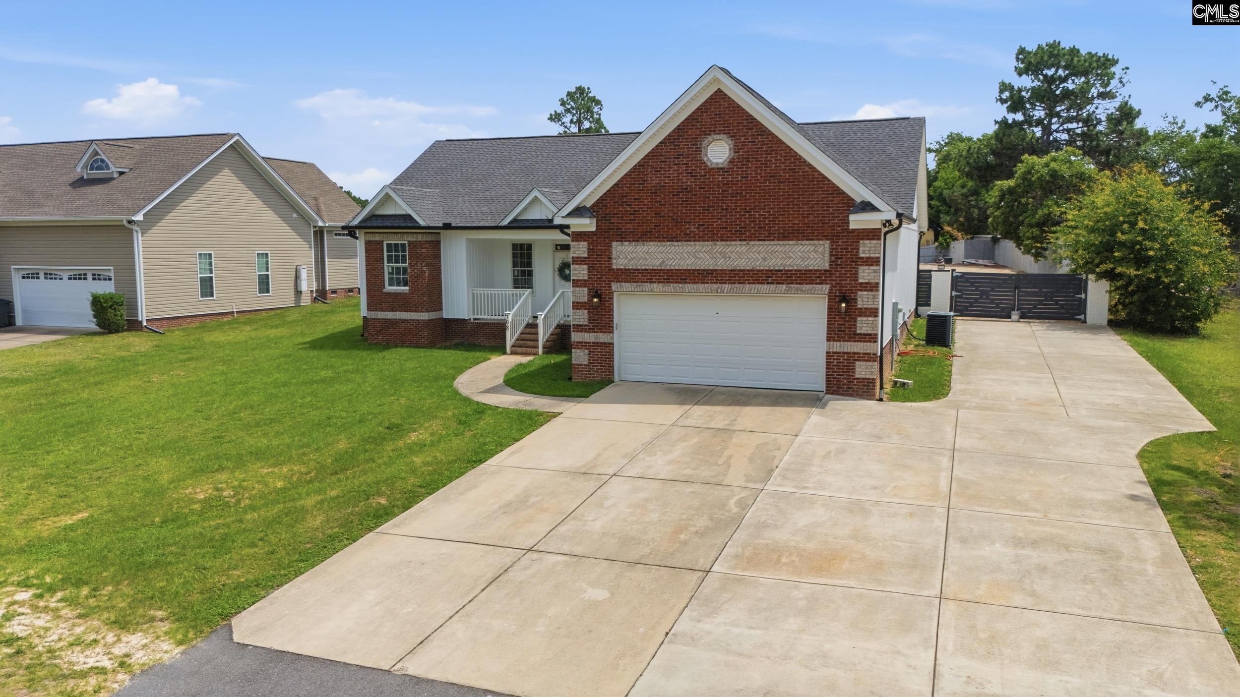 208 Crestwood Arch Way Lexington, SC 29073