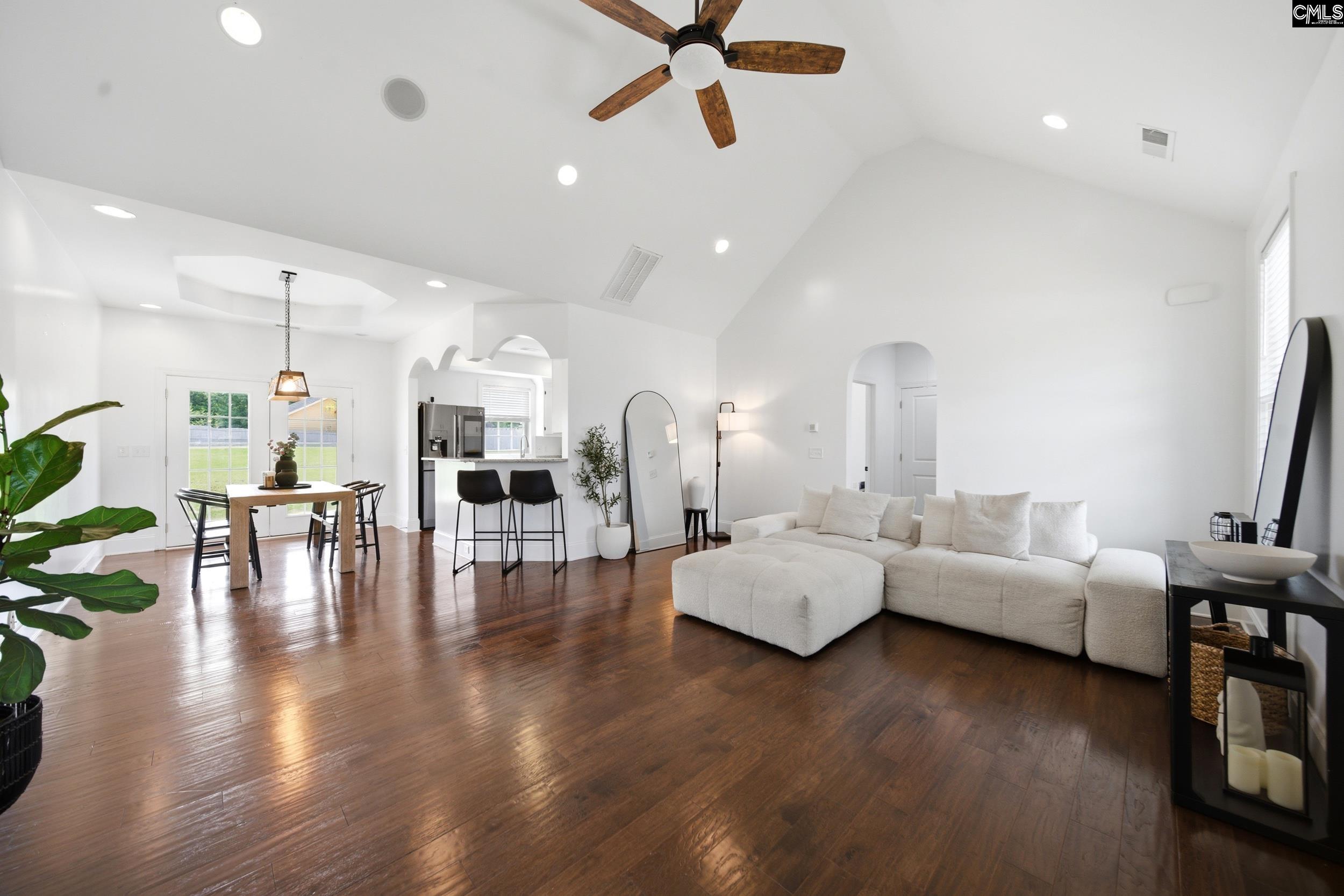 208 Crestwood Arch Way Lexington, SC 29073