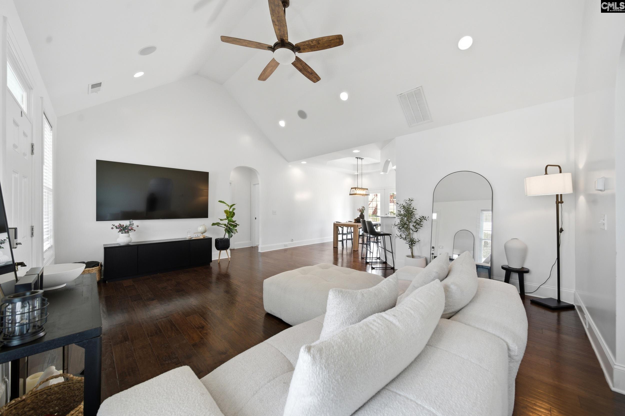 208 Crestwood Arch Way Lexington, SC 29073