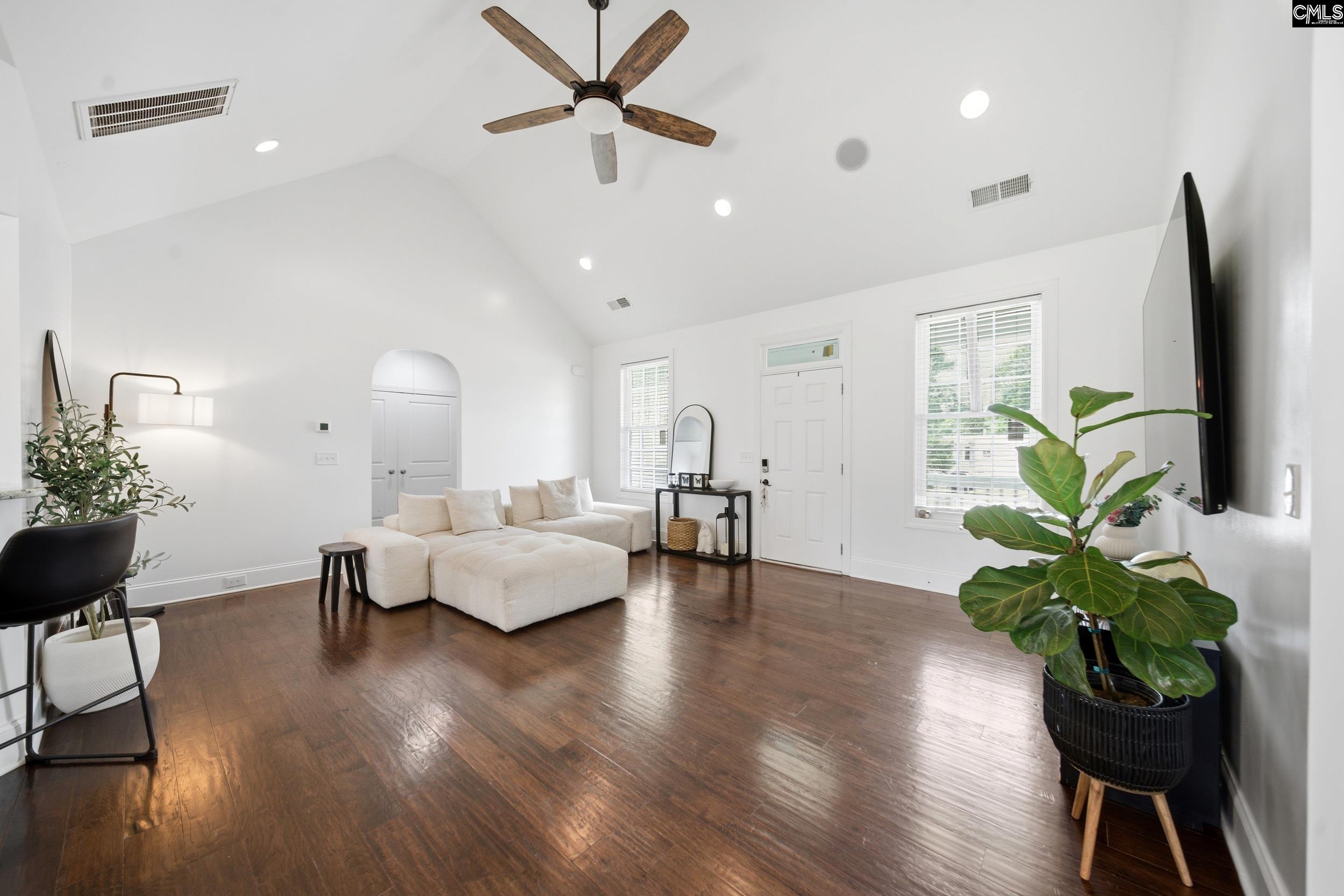 208 Crestwood Arch Way Lexington, SC 29073