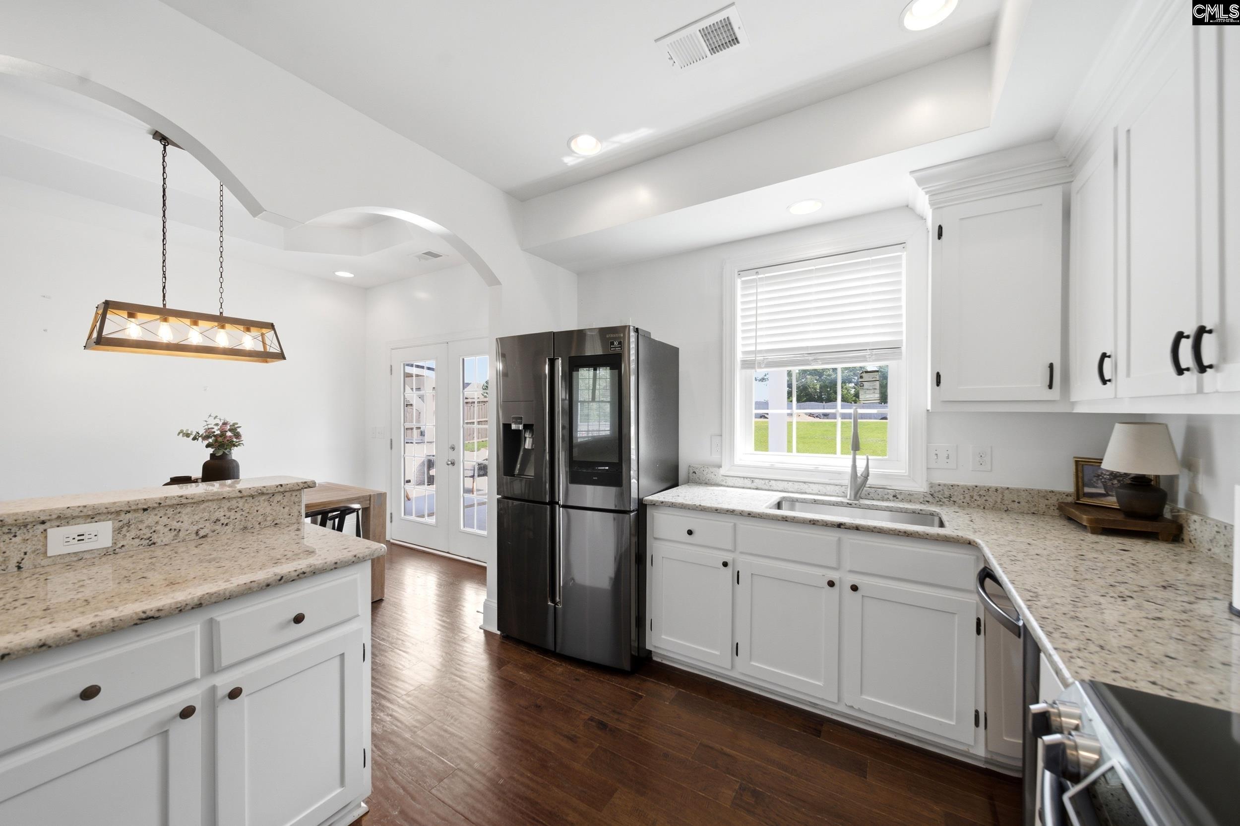 208 Crestwood Arch Way Lexington, SC 29073