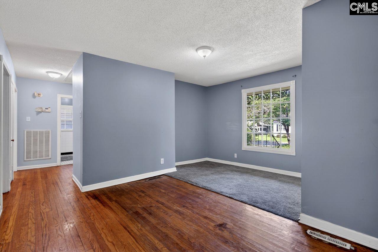 502 May Street St. George, SC 29477