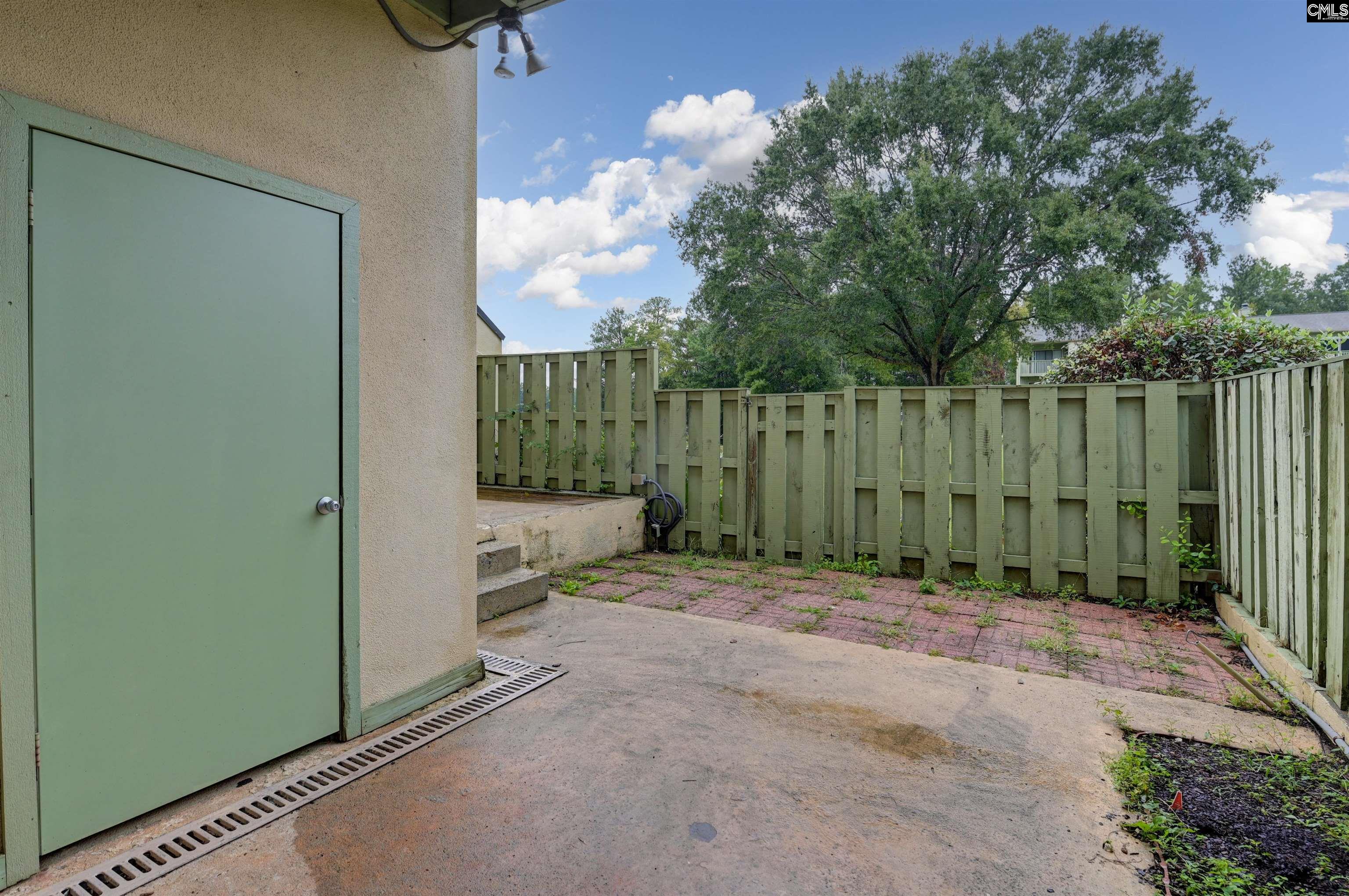 806 Village Lane Columbia, SC 29212