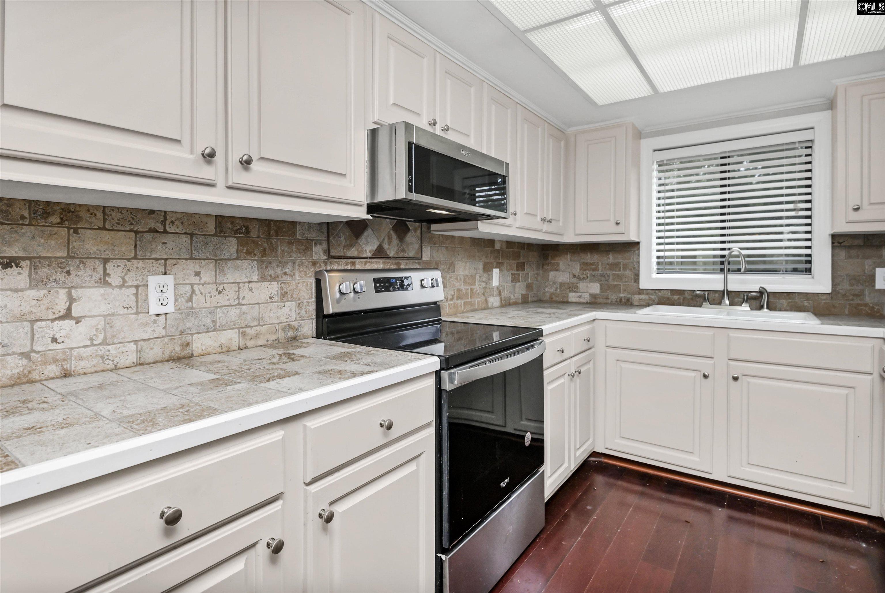 806 Village Lane Columbia, SC 29212