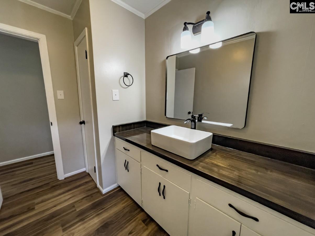 2545 Silverstreet Road Silverstreet, SC 29145