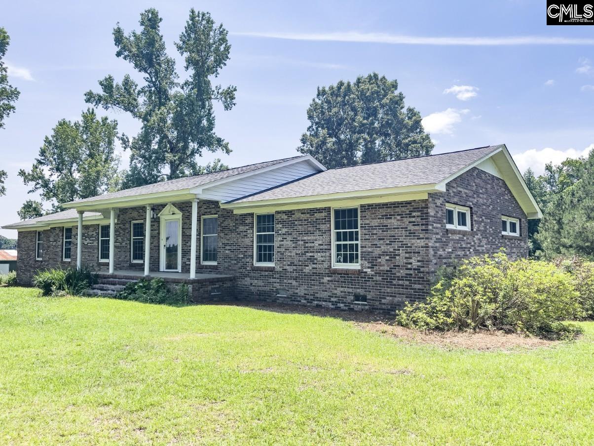2545 Silverstreet Road Silverstreet, SC 29145