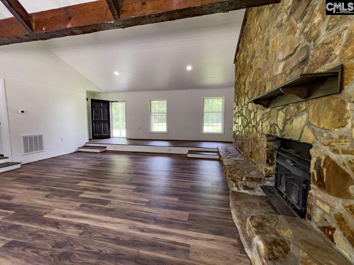 2545 Silverstreet Road Silverstreet, SC 29145