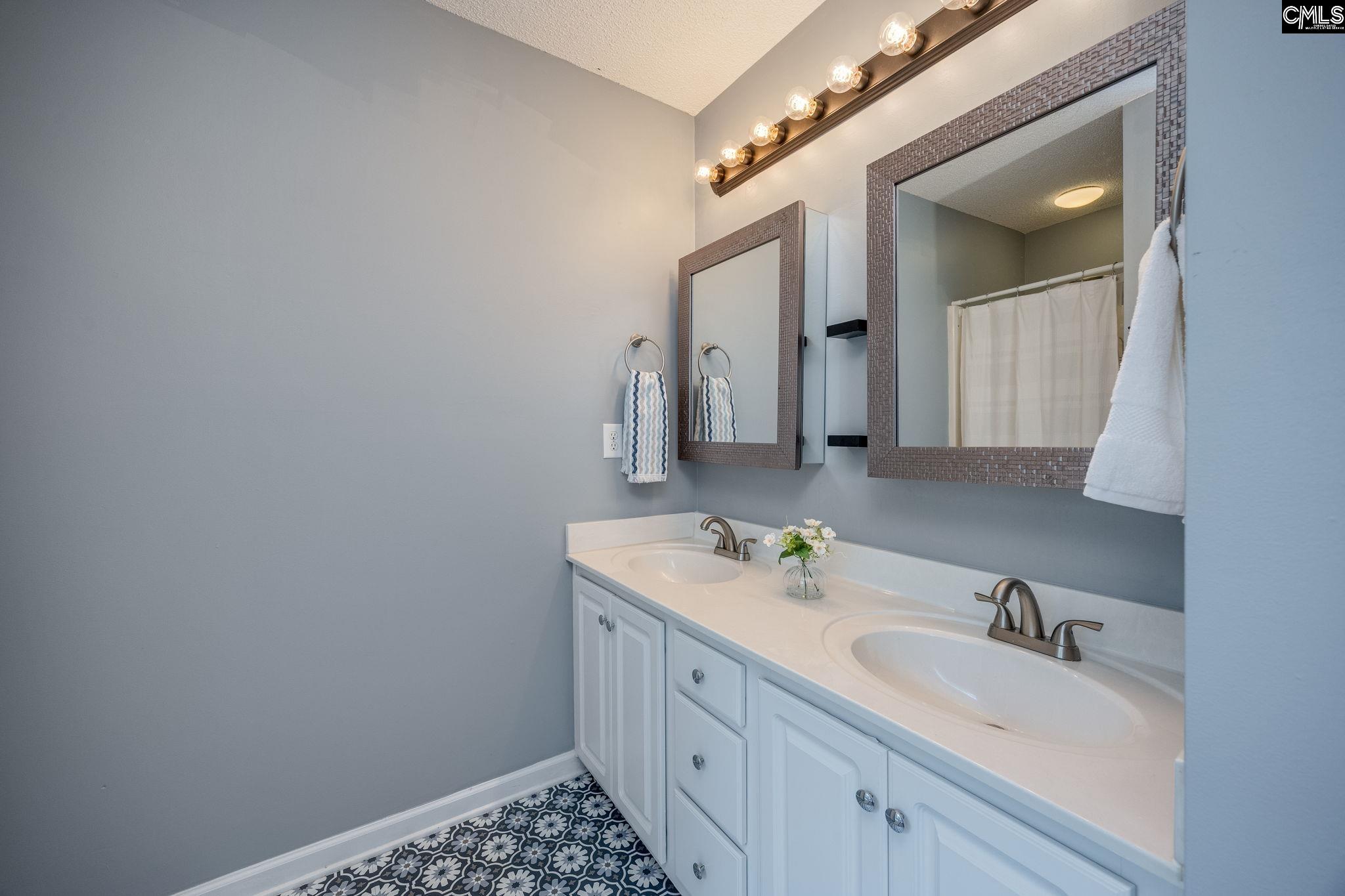 10 Havenoak Court Columbia, SC 29212